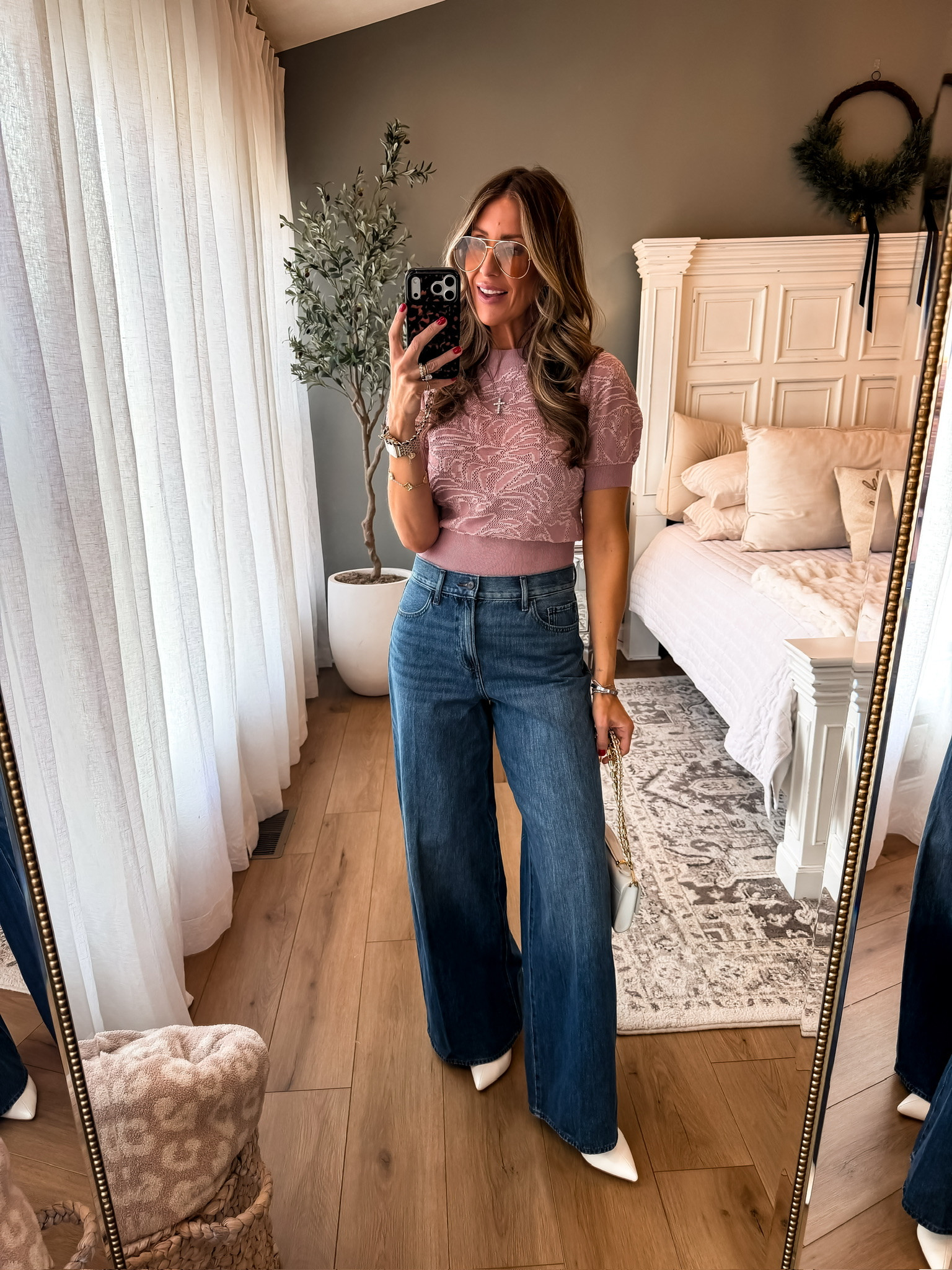 Business casual outfit, date night outfit, lunch date outfit, short sleeve sweater, white boots, wide leg jeans, themominstylee

#LTKWorkwear #LTKootd #LTKSeasonal