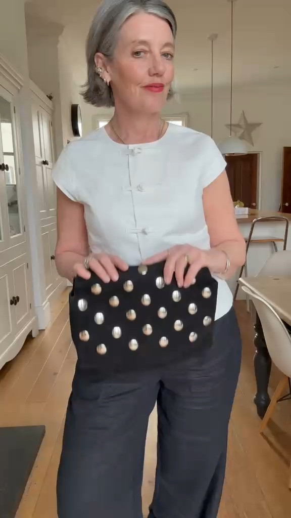 Mix and Match Capsule Packing☀️
BDAY20 for 20% off Albaray
Aligne white Top size 
M&S linen ballon pants size 12R
Uniqlo satin top Largee
Albaray white harem pants size 10
Albaray white vest top 10
Merino cardigan medium 
Albaray wrap jacket size 12


Summer Holiday, Holiday Packing Ideas, Holiday Staples, Holiday Outfit Ideas, Summer Style, Linen Co-ord Sets, Light and Airy Outfits, Hot Weather Outfits 

#LTKtravel #LTKuk #LTKeurope