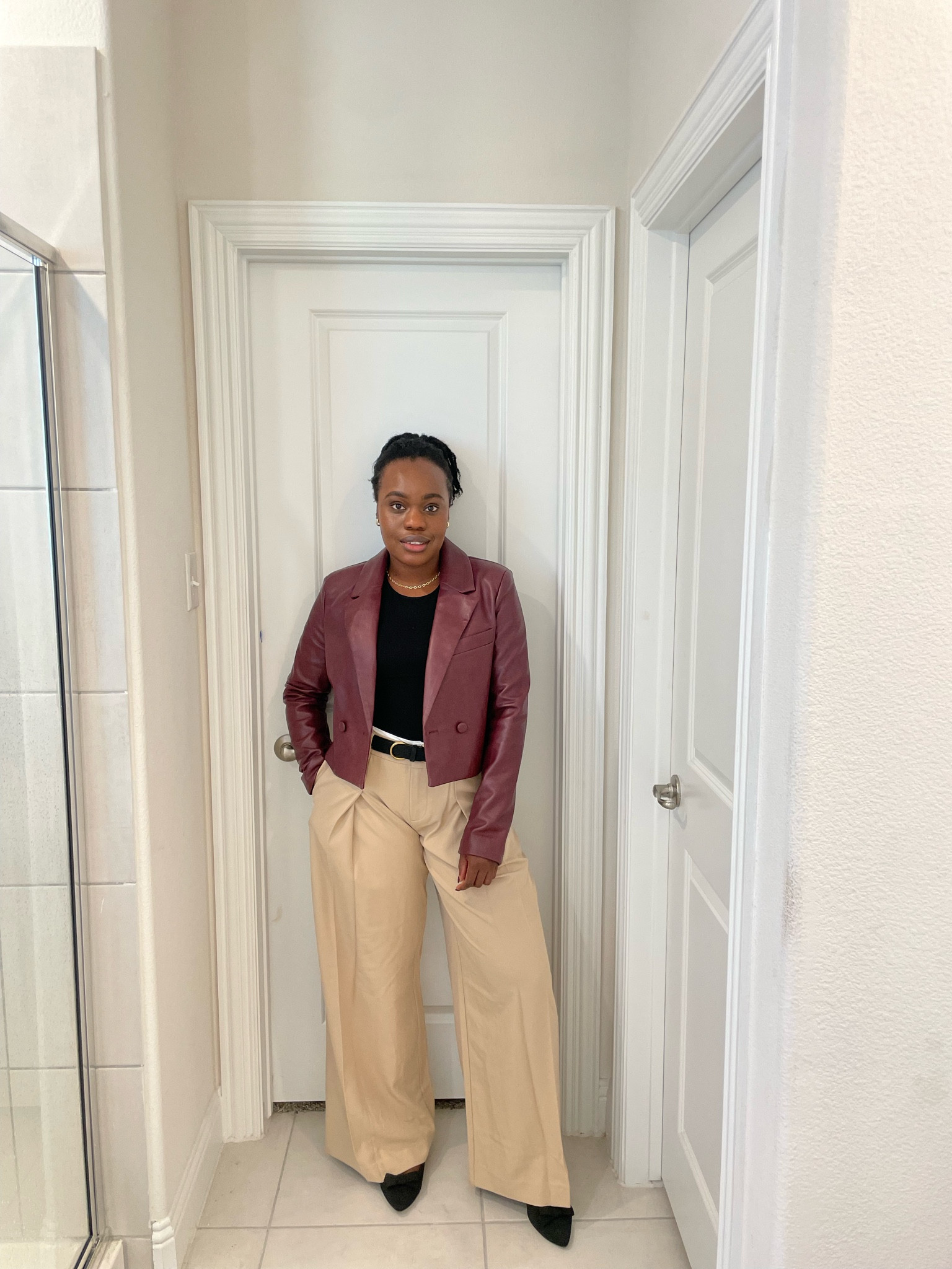 Wide leg work look 

#LTKMidsize #LTKWorkwear #LTKStyleTip