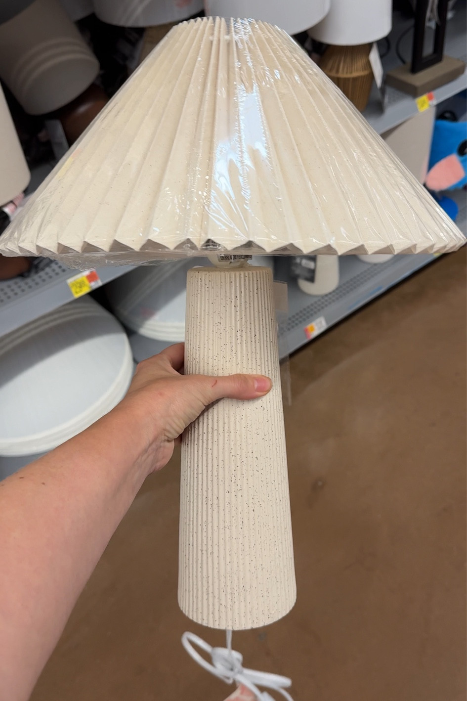 New Walmart modern lamp

#LTKHome #LTKFamily #LTKFindsUnder50