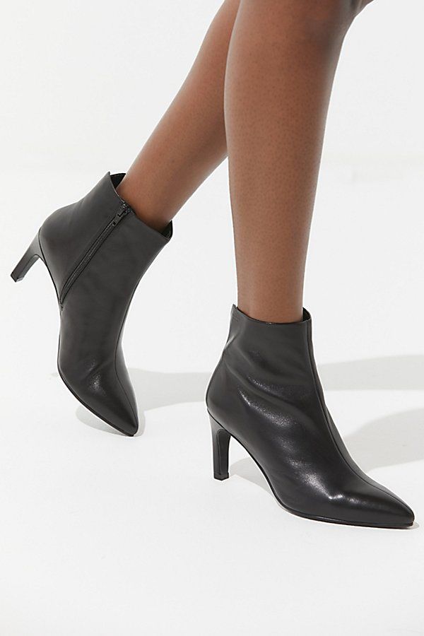 Vagabond Shoemakers Whitney Boot - Black 39 at Urban Outfitters | Urban Outfitters (US and RoW)