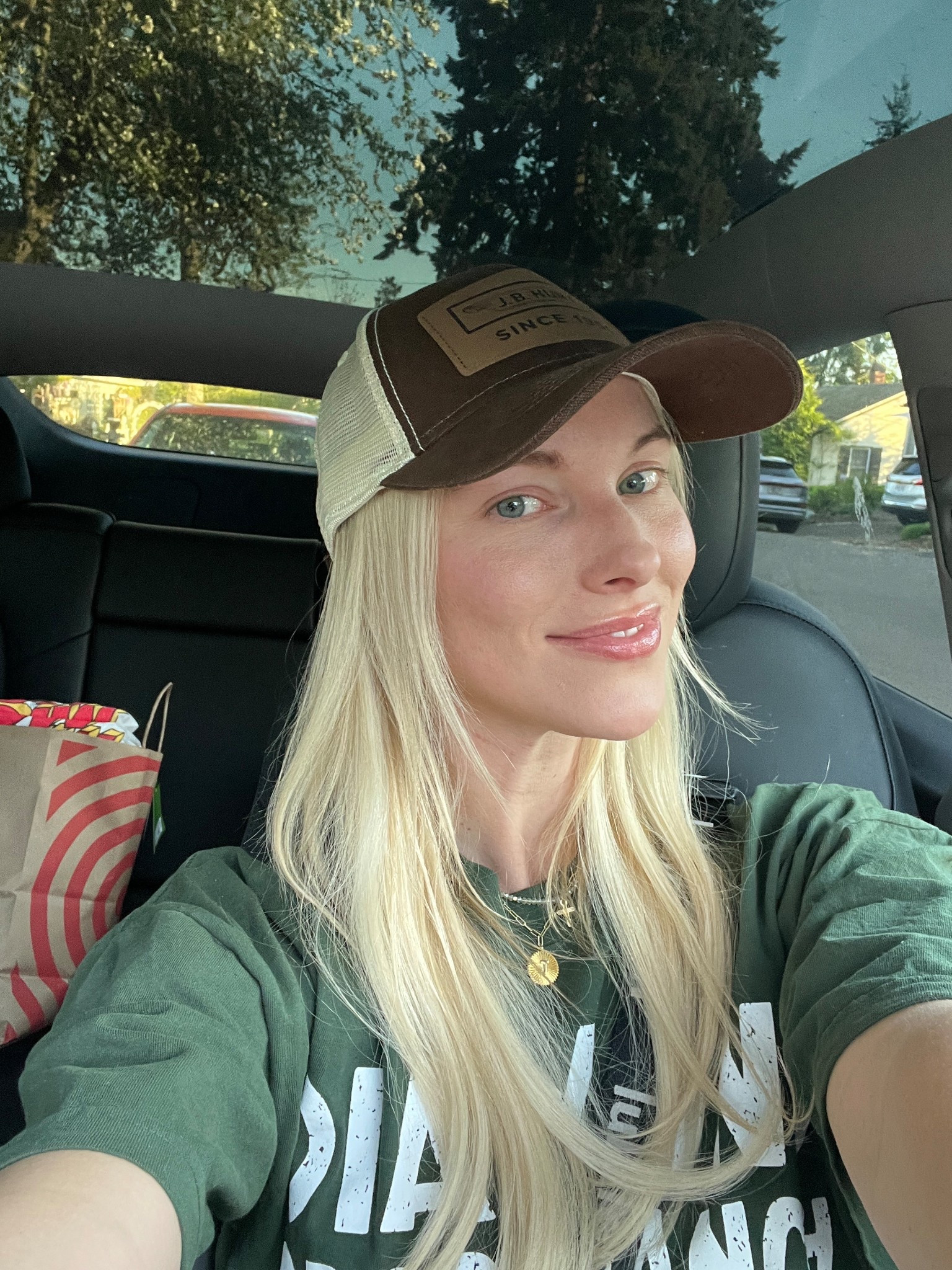 Casual on the go outfit to run errands. 🏃‍♀️ Shirt and hat are sold out but linked some other DCR tees below to shop! Xx

Target run, casual outfit, baseball hat, trucker hat, chunky gold jewelry, spring style, diamond cross ranch tee

#LTKFindsUnder50 #LTKSeasonal #LTKActive
