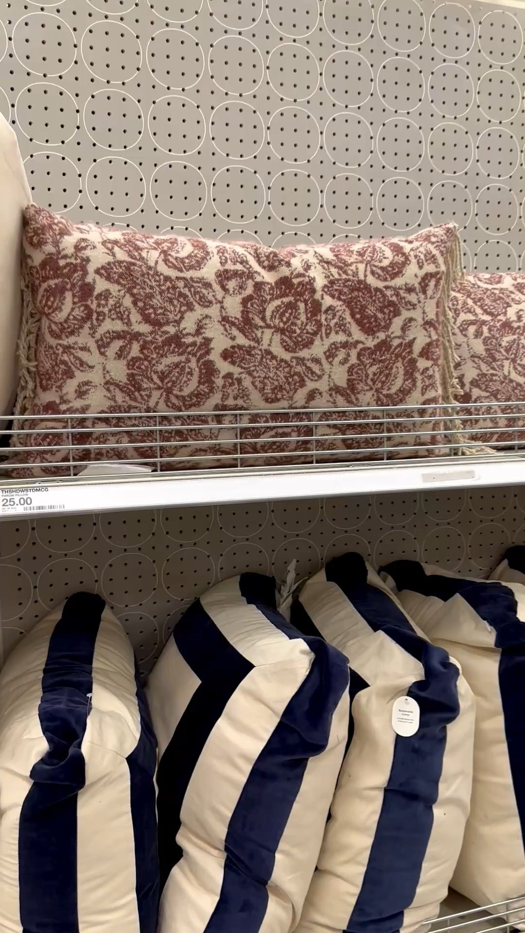 Pretty throw pillow for fall
@Target

#LTKHome #LTKSaleAlert #LTKSeasonal