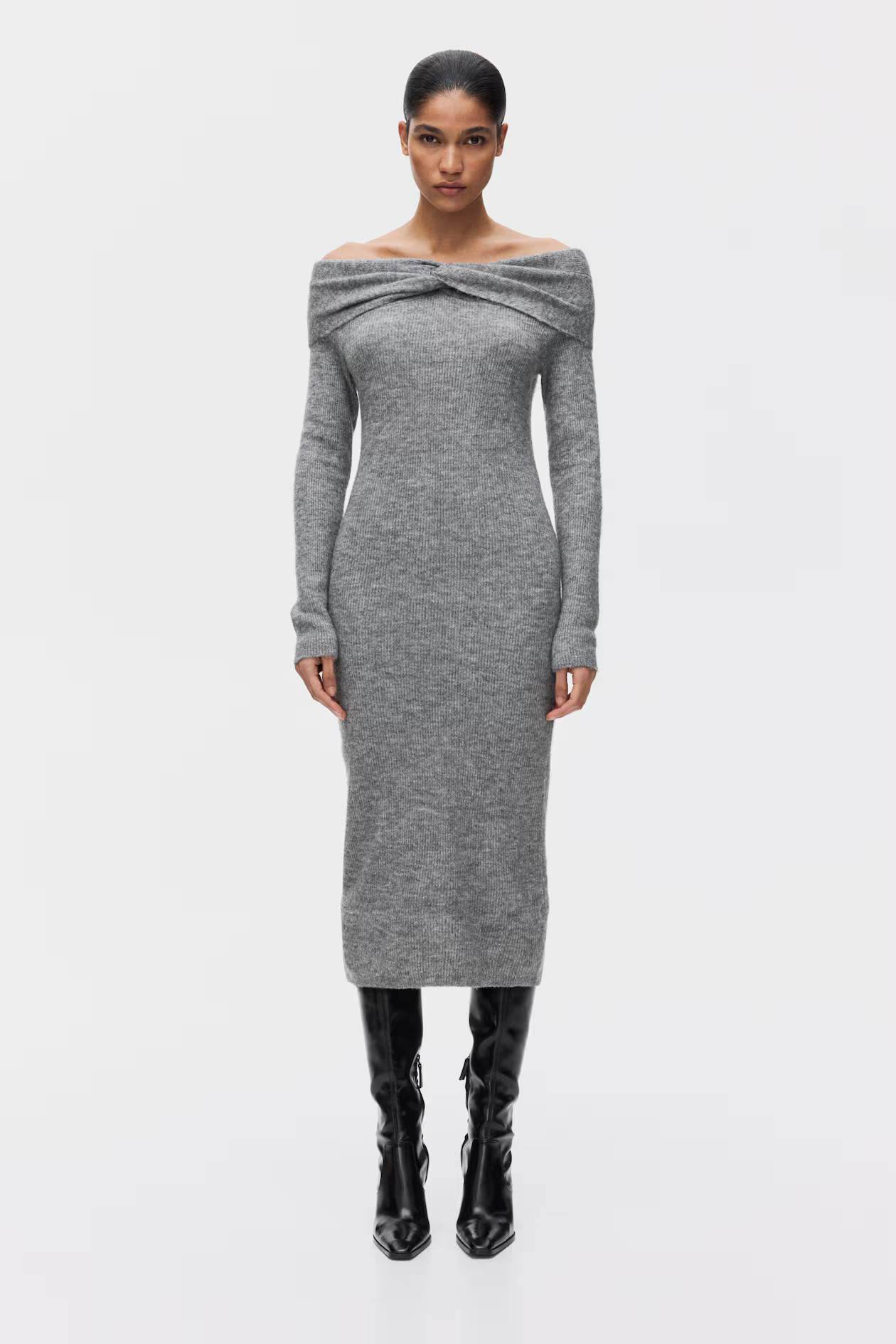 Fine-knit off-the-shoulder dress | H&M (UK, MY, IN, SG, PH, TW, HK)
