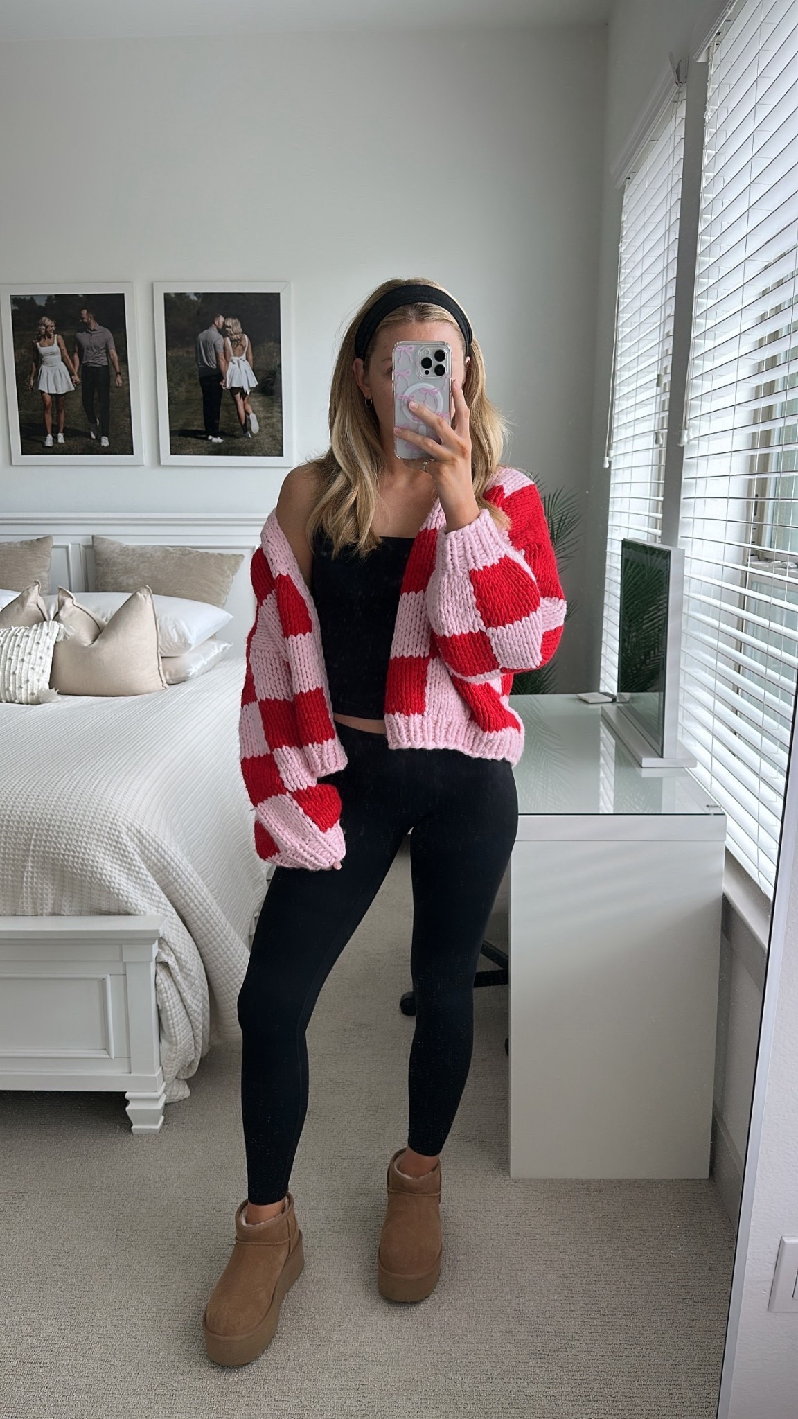 The perfect fall fill - Uggs, leggings and a chunky knit cardigan ❤️

#LTKSeasonal #LTKStyleTip