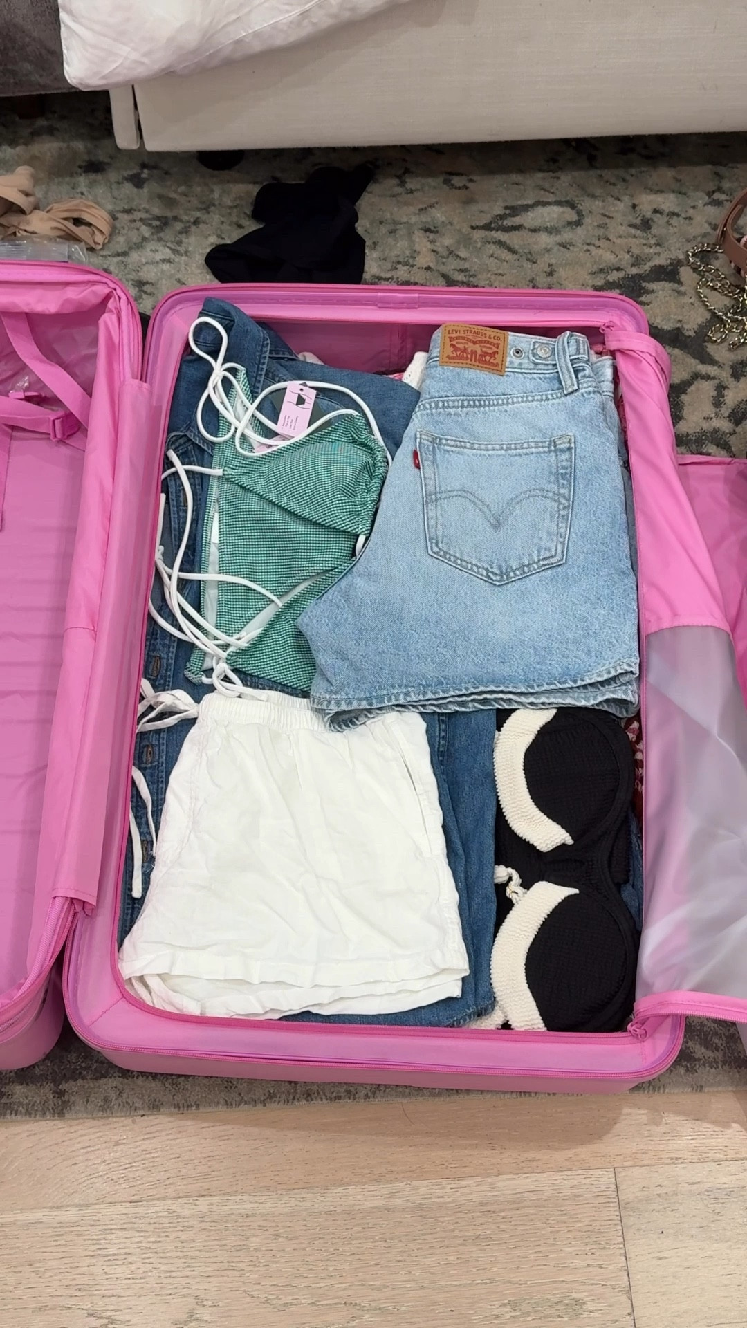 Part 2 packing (everything wouldn’t fit in first video here’s more of the links) 🔗 

Target, Amazon, Abercrombie and Aritzia spring break finds for beach trip! 

Come pack with me! Christine Andrew spring trip 

@beistravel 

#LTKSpringSale #LTKSwim #LTKTravel