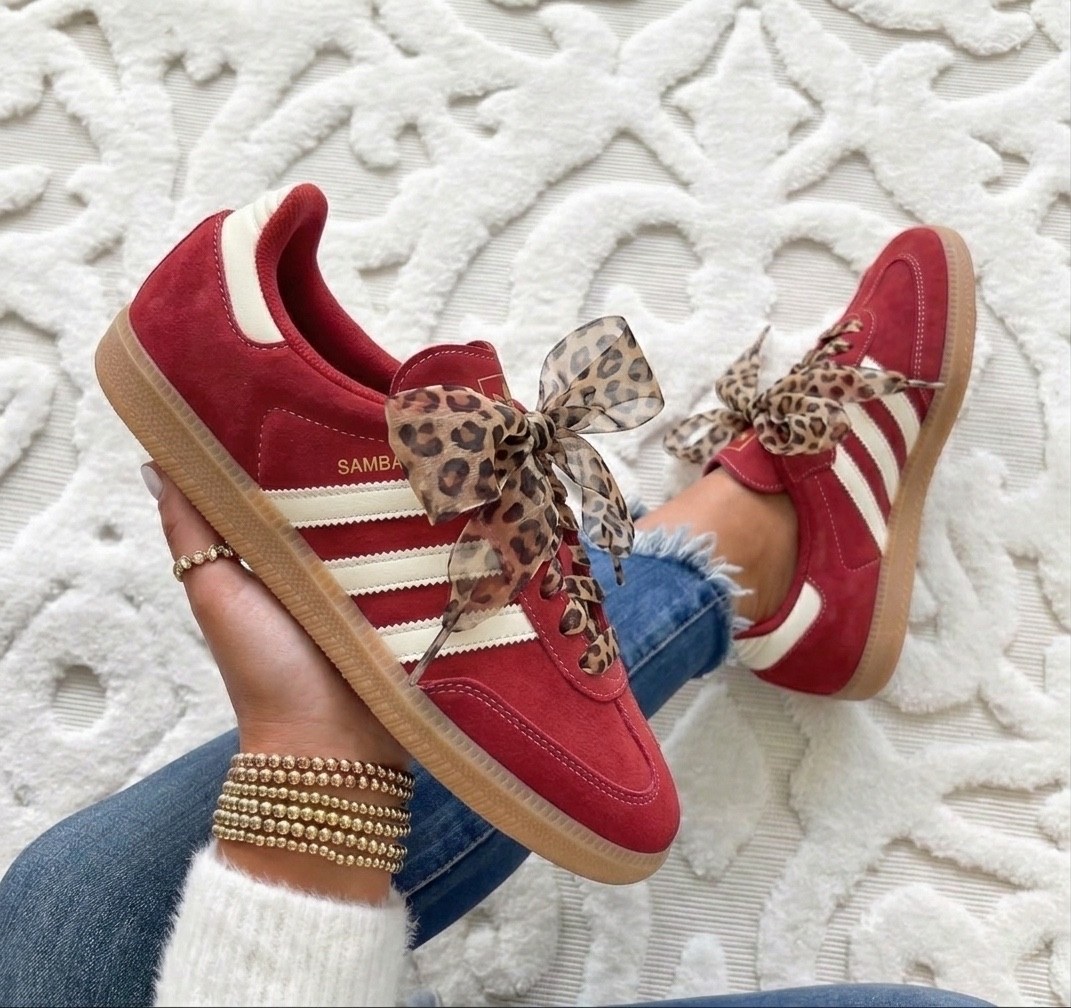 Samba og sneakers run true to size
