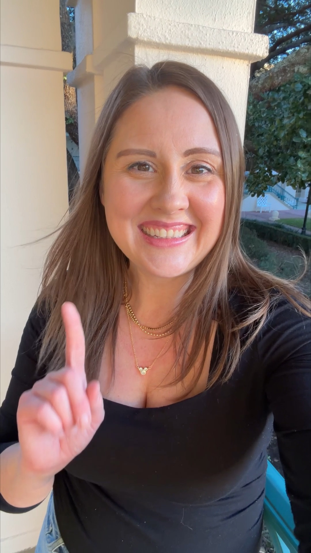 Disney Fit ✨ Day 1 – Travel Day Edition 🐭✈️

Comfort was the vibe for flying, but still cute 🙌 I started with a basic square-neck top + wide-leg sweats for the airplane (aka cozy but put together 👌), then swapped the sweats for jeans for a fun night at Disney Springs 🌴✨

And can we talk about the real star?! ⭐
My Mickey necklace — it goes with everything and it’s on major sale right now 👀🐭

Everything is linked in my LTK so you can recreate this easy Disney travel look 🤍

#LTKDisney #DisneyStyle #DisneyOutfits #DisneyTravel #DisneySprings #TravelDayFit #ComfyCute #DisneyMomStyle #LTKFamily

#LTKTravel #LTKdayinmylife #LTKootd