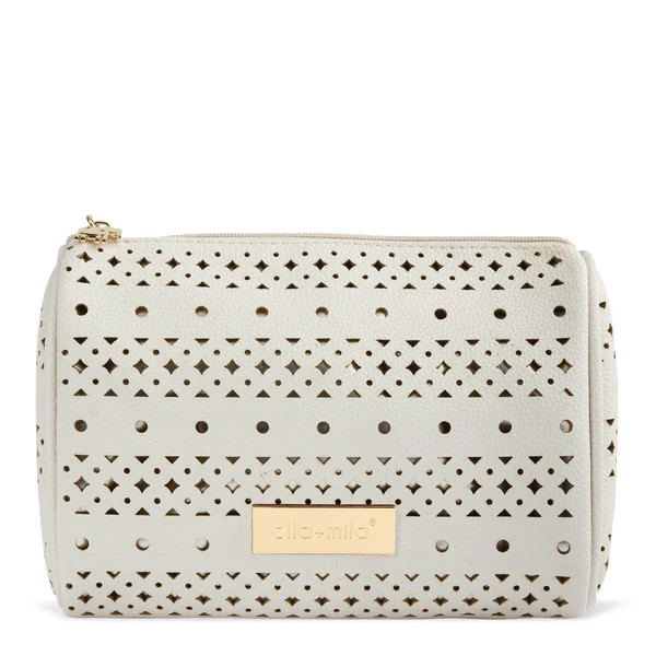 Isla’s Travel Mate - Cream | ella+mila