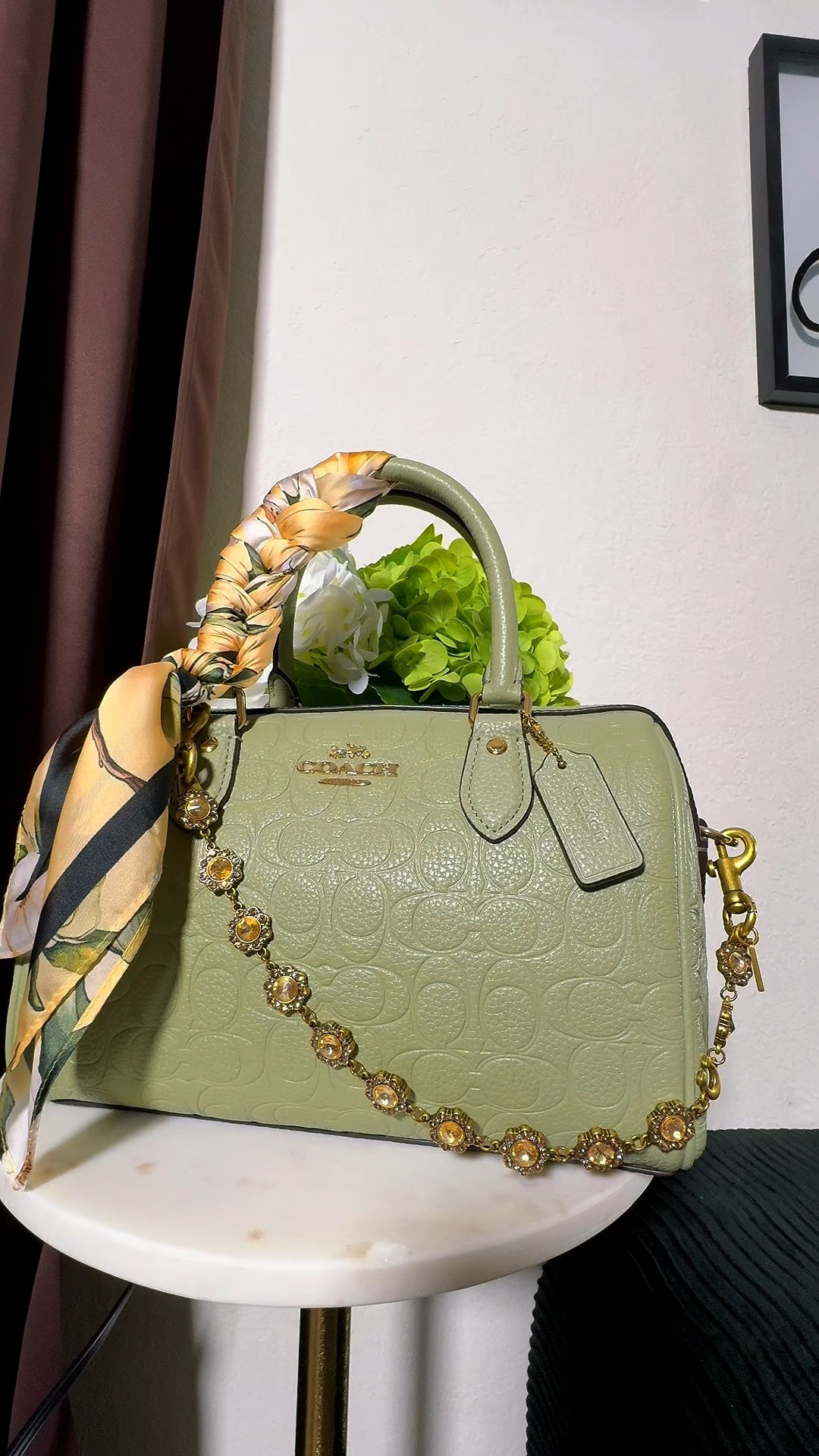 Spring time, cute bags! ☀️🍋🌳

#LTKselfcare #LTKootd #LTKBeauty