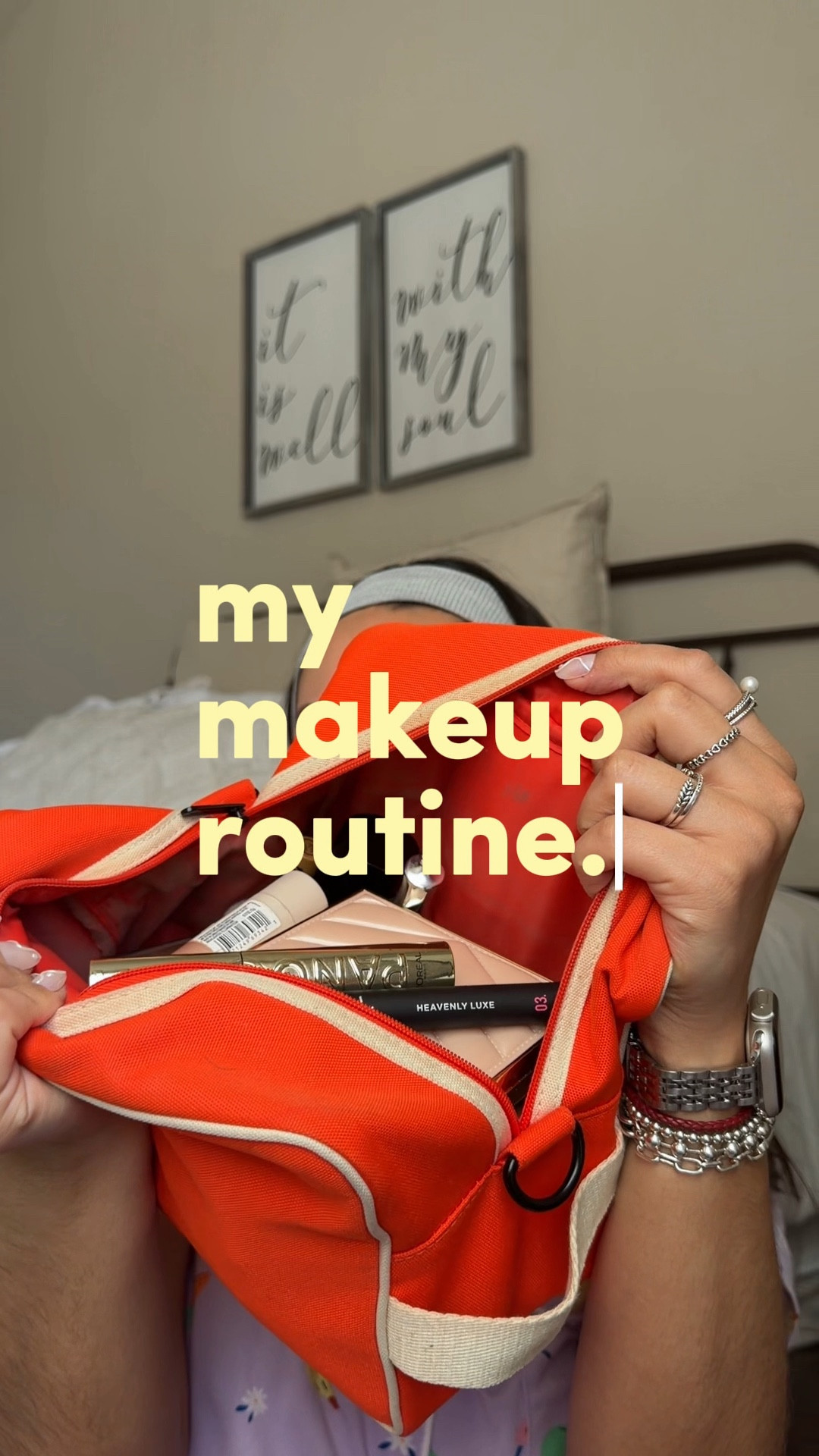 my makeup routine!!

#LTKmorningroutine #LTKdayinmylife #LTKgrwm