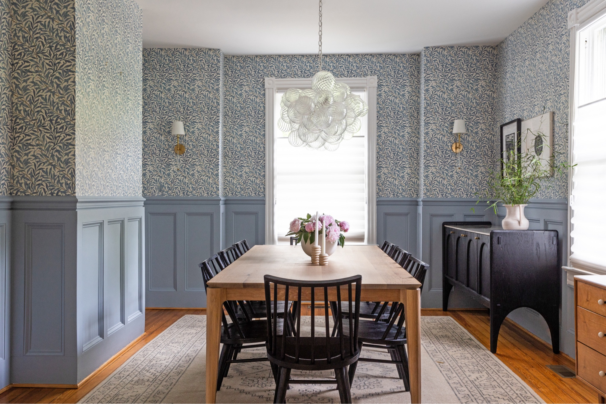 Family dining room, floral wallpaper, farmhouse, historic, custom paneling 

#LTKFamily #LTKHome