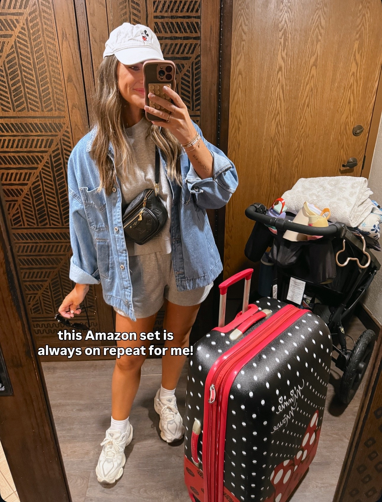 Linking my disney outfit from the weekend, along with a lot of our Disney faces we bring with us!
- XS jacket // small set. I wear this ALL THE TIME. So cute & comfy

Disney outfit 
Mom outfit
