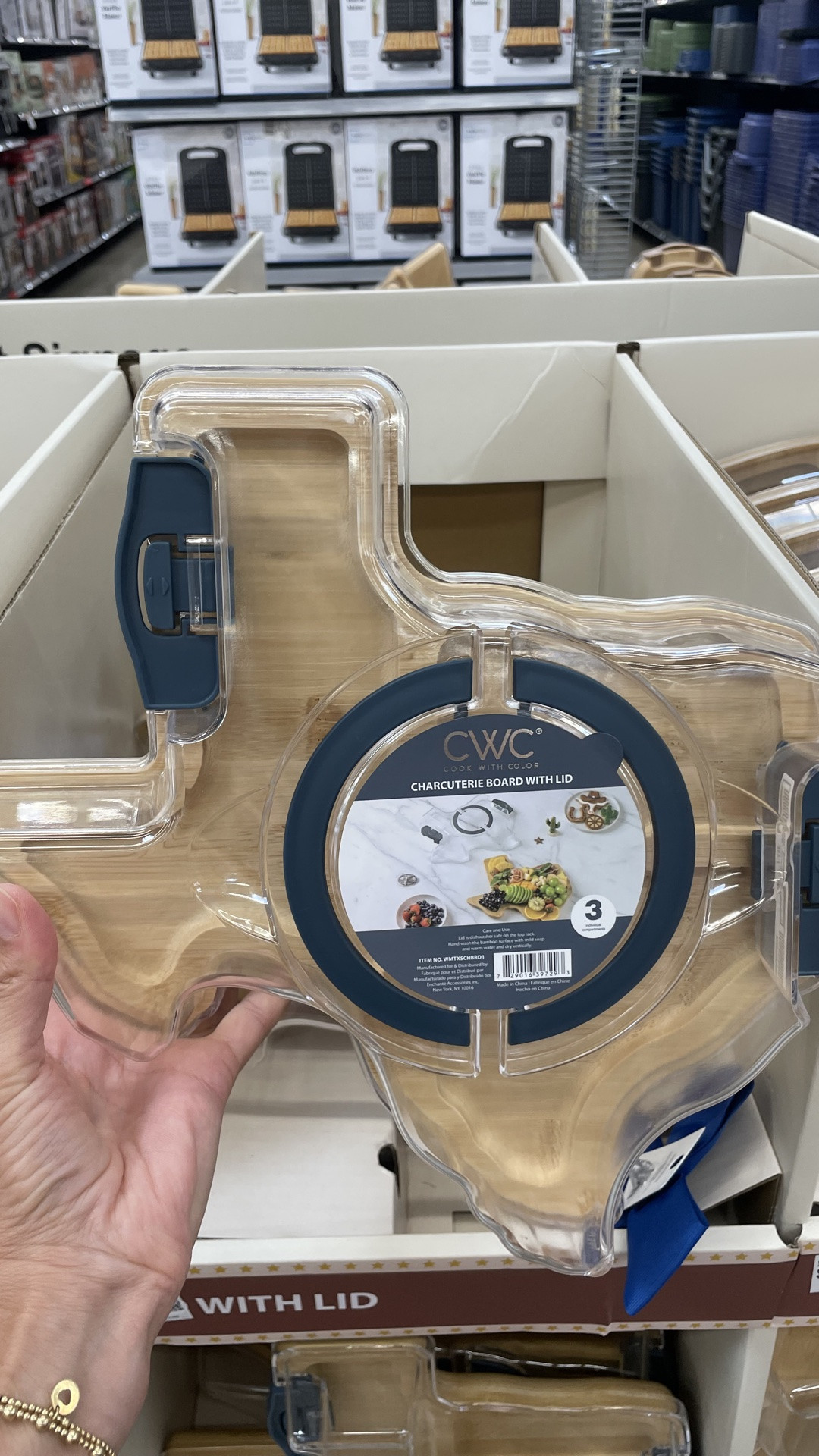 🤠 Cowboy core… but make it functional. 🤠 

Stop what you’re doing because Walmart just dropped the ultimate western kitchen collection, and it’s actually practical! 🍽️✨ From uniquely shaped food storage to fun utensils, these pieces give you that rustic aesthetic on a total budget. Want to grab these? Tap the LINK IN BIO to shop the collection right now before it sells out, or comment COOK below and I'll DM you the direct Walmart links instantly! 👇

High-quality western shapes. 

Everyday practical storage. Airtight food canisters and heavy-duty utensil organizers built to handle daily family kitchen chaos.

Unbeatable Walmart prices. 

Get the luxury custom wood-craft look without spending boutique money.

#WalmartFinds #CowboyCore #WesternKitchen #WalmartHome #RusticHomeDecor #KitchenOrganization #WesternAesthetic #WalmartDeals #CountryKitchen #FunctionalDecor