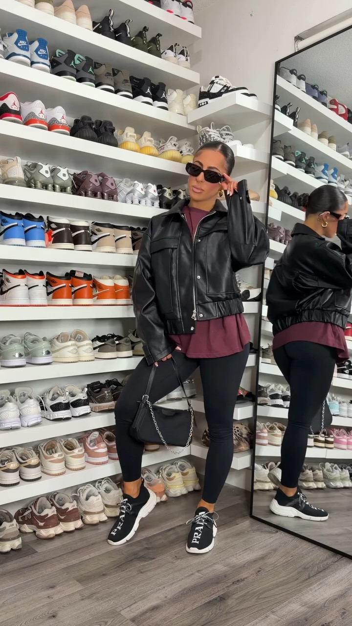 friday vibes✌🏽 comment “SHOP” for 🔗 full outfit from my @sheinofficial store #grwm #winteroutfit #SHEINtrends 

🔎 & follow my store SAYEHFBABY on @sheinofficial for streetwear styles I’m wearing! new releases every week

links to my outfit are in my “FEB🔗” highlight, my SHEIN store or in my LTK linked in my bio🤍 (some items are unavailable so if I don’t post them, I don’t have the link!)

save this for OOTD inspo✨