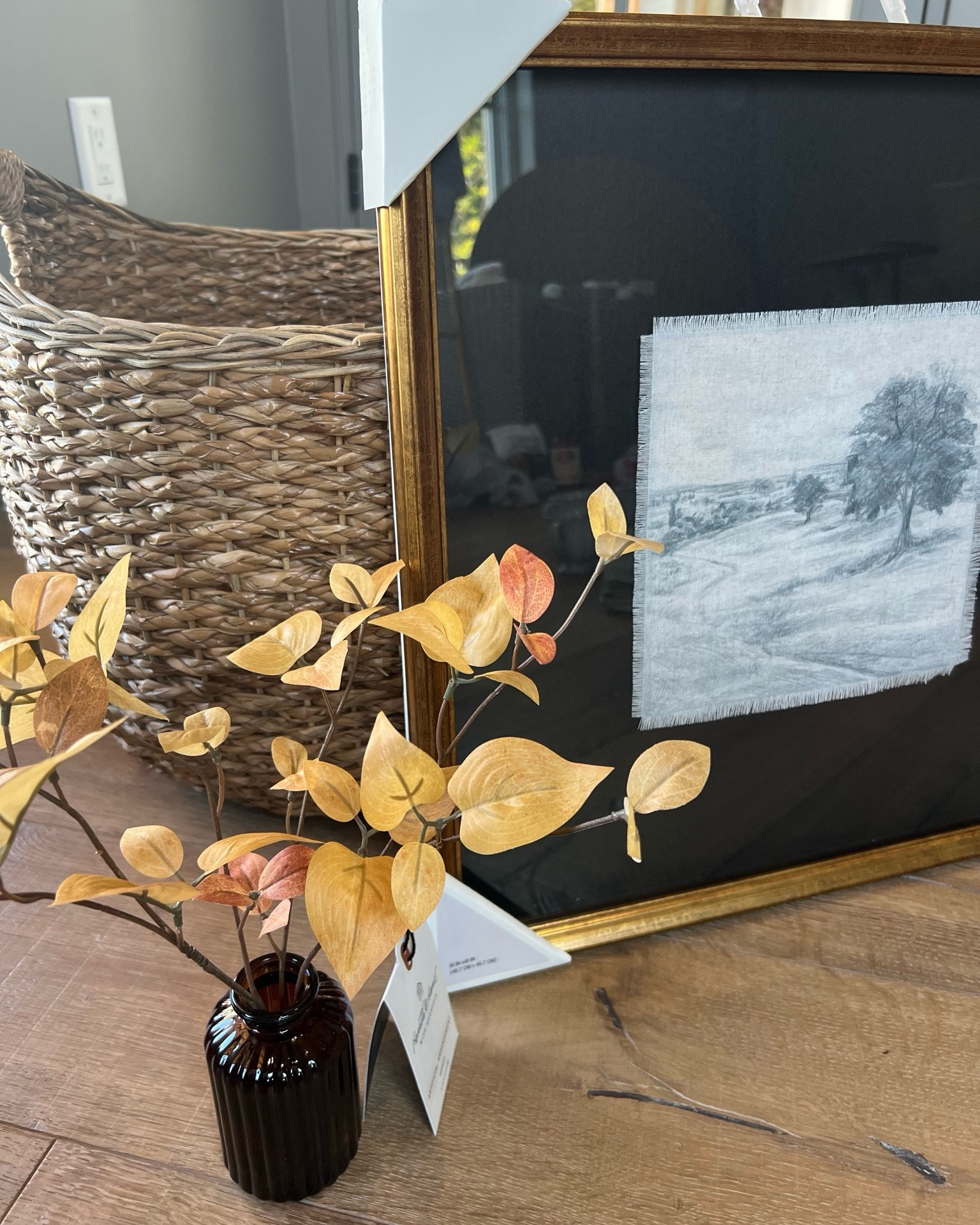 Fall home decor🍂🫶🏽

home decor, fall decor, wall art, faux flowers, faux stems, mugs, art, oven mitts, target, target home decor, Nashville, Dede Raad, dress up buttercup 

#LTKFindsUnder50 #LTKFindsUnder100 #LTKHome