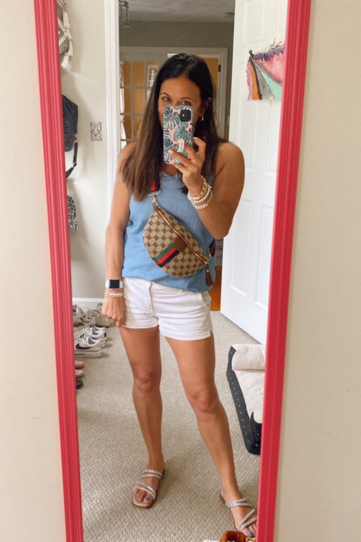 Happy Saturday! I had to share this super cute bum bag that I just grabbed! It’s light weight, holds just the right amount & is super affordable! Head to my stories for a closer look! 



#LTKunder50 #LTKFind #LTKstyletip