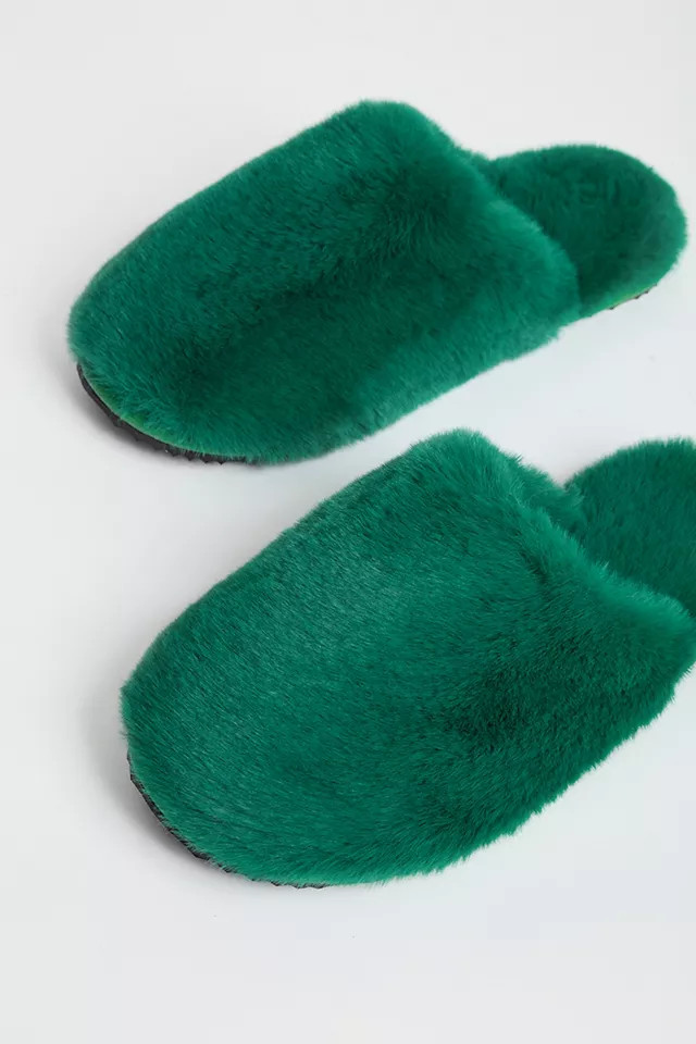APPARIS Melody Faux Fur Slippers | Urban Outfitters (US and RoW)
