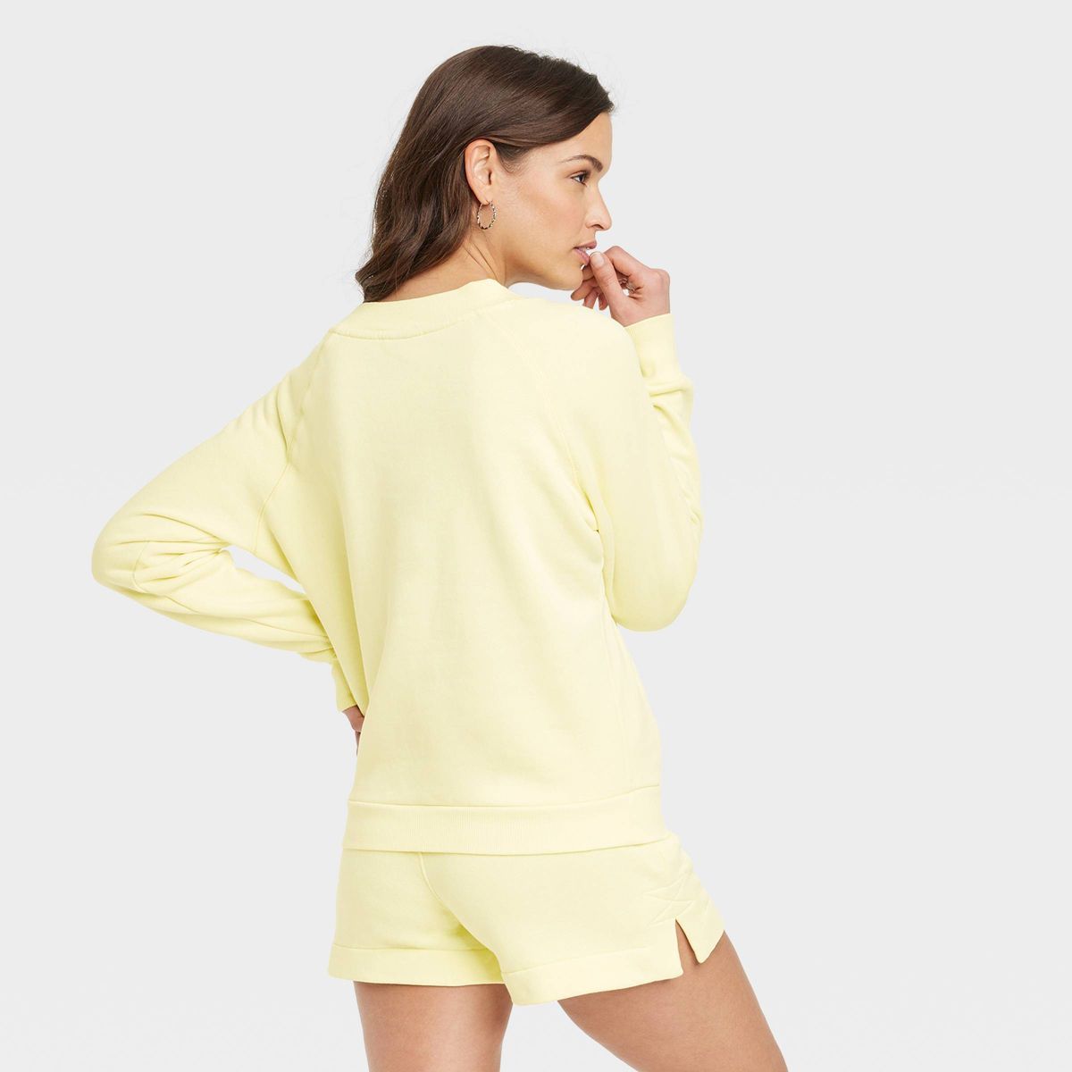 Women's Relaxed Pullover Sweatshirt - Universal Thread™ | Target