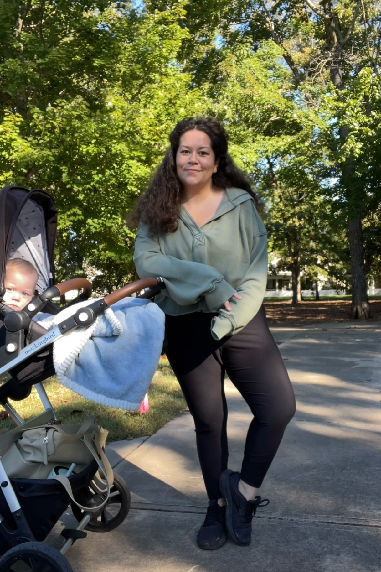 Fall mom outfit | fall athleisure outfit | midsize athleisure outfits 

#LTKMidsize #LTKSeasonal #LTKFindsUnder50