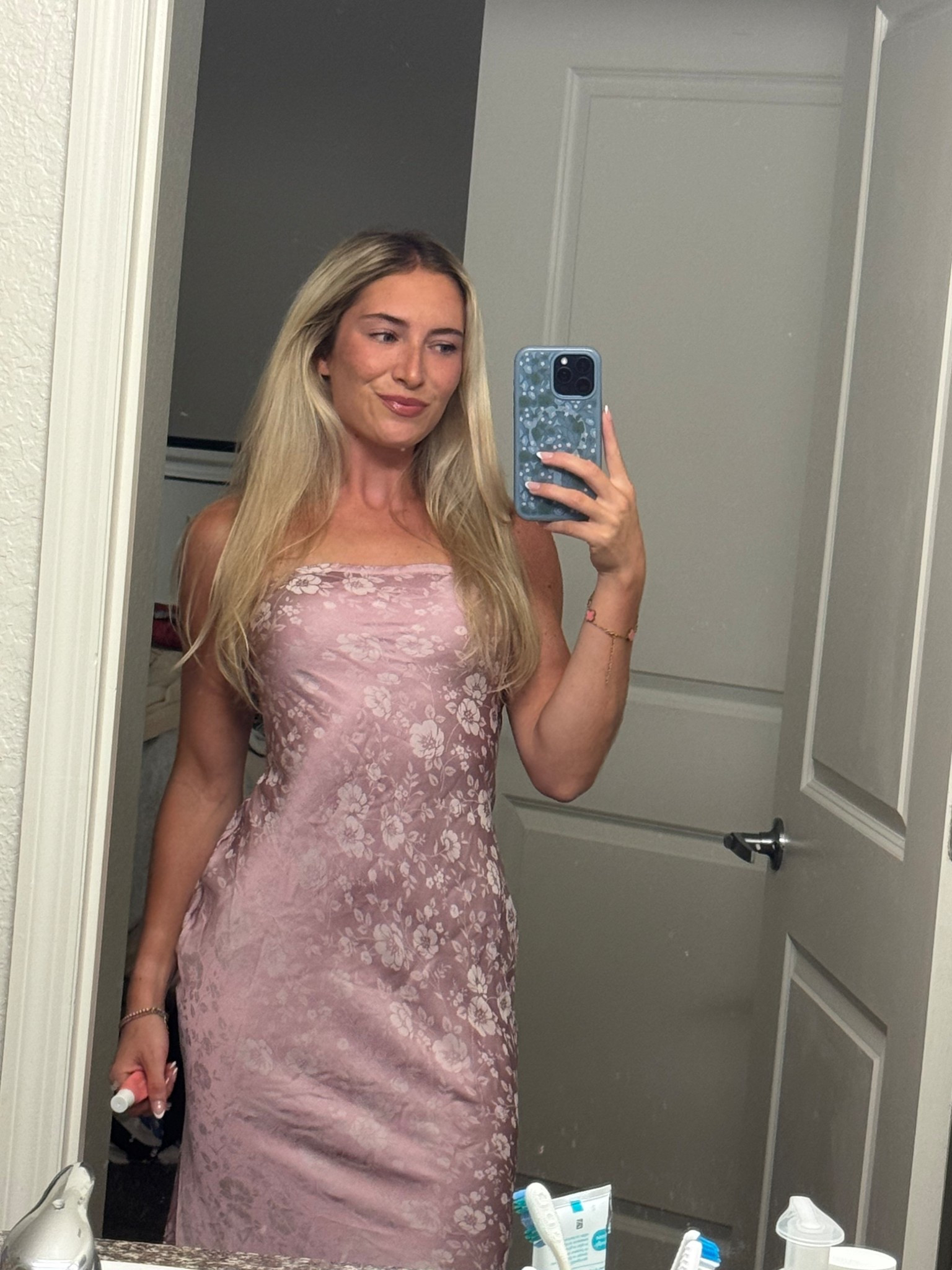 The cutest and comfiest maxi dress!! 

#LTKWedding #LTKSeasonal #LTKSaleAlert