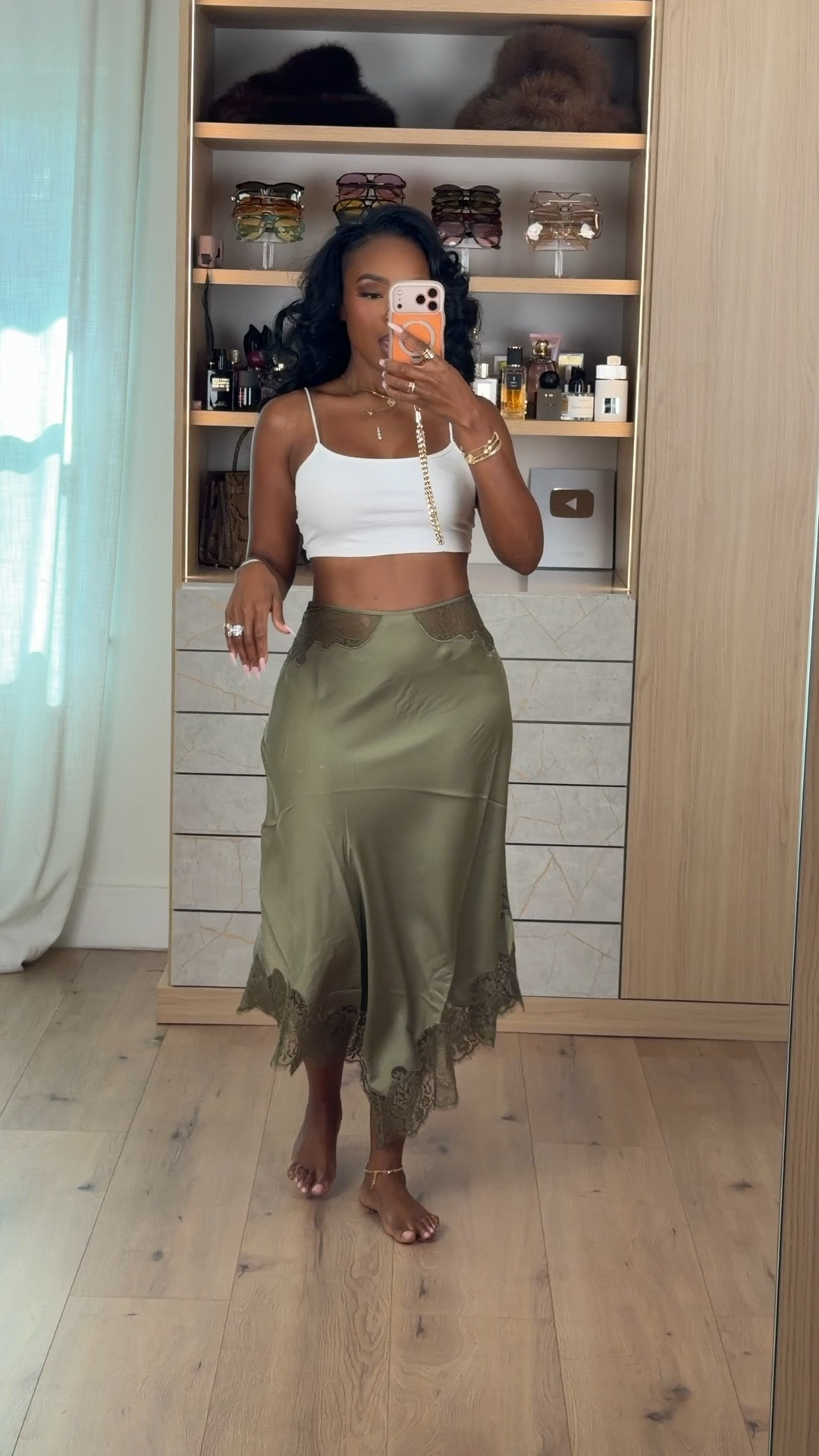 Scroll to shop 👇🏽 Everything from this look is linked below ✨  

Size Small | 5’4” | 140 lbs  

📲 Download the FREE LTK app & follow @kirasfashionfinds  

Petite summer outfit, women’s outfit ideas, everyday style, affordable fashion, summer fashion  #LTKPetite #LTKootd #LTKSeasonal
