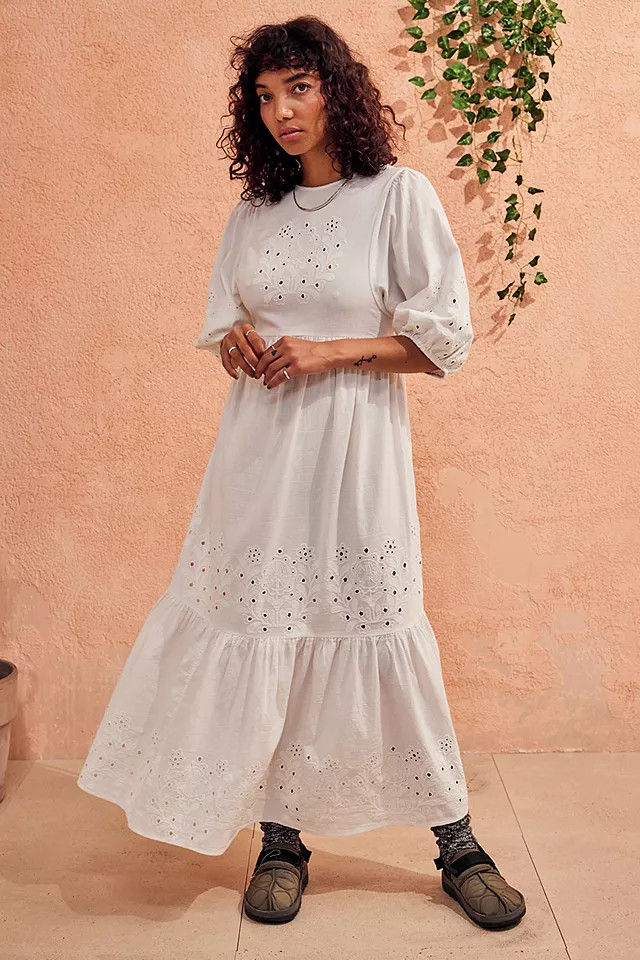 Damson Madder Classic Broderie Maxi Dress | Urban Outfitters (EU)