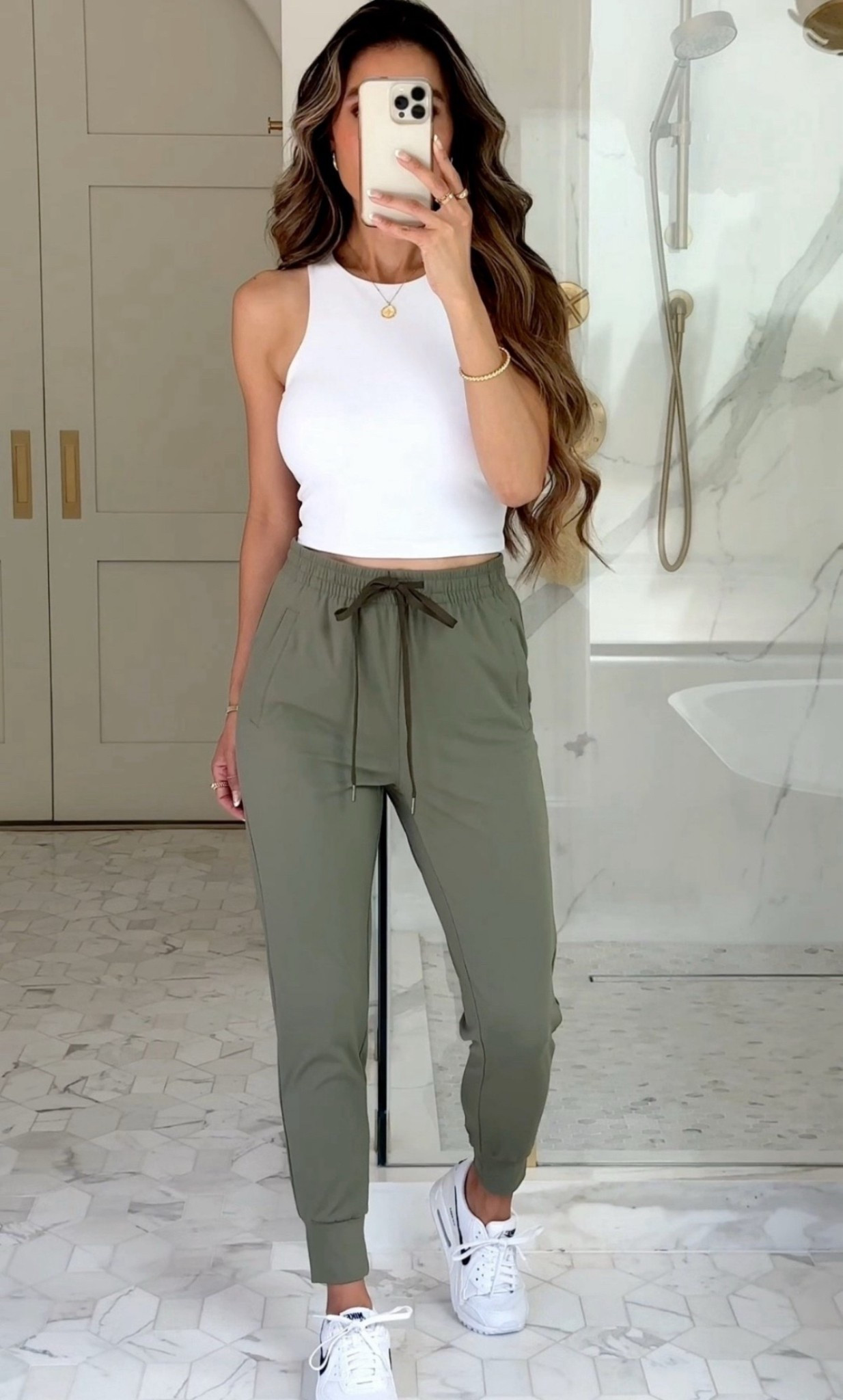 Scroll to shop! Follow for more finds! Xo! 🥰 

#LTKFindsUnder50 #LTKFindsUnder100 #LTKootd