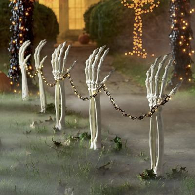 Skeleton Arms Pathway Marker | Grandin Road