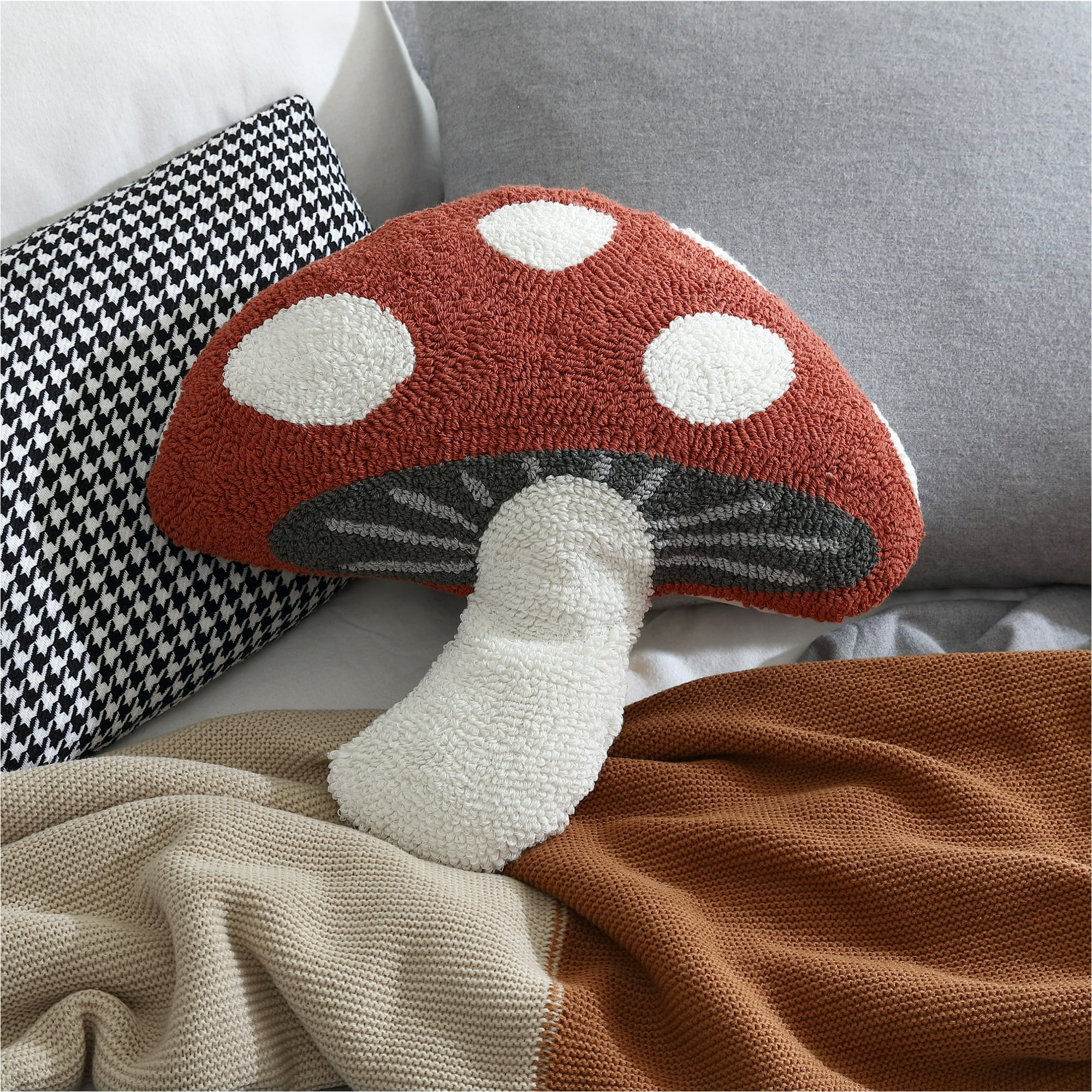 Mainstays 17" x 17" Mushroom Decorative Pillow, Canyon Red | Walmart (US)