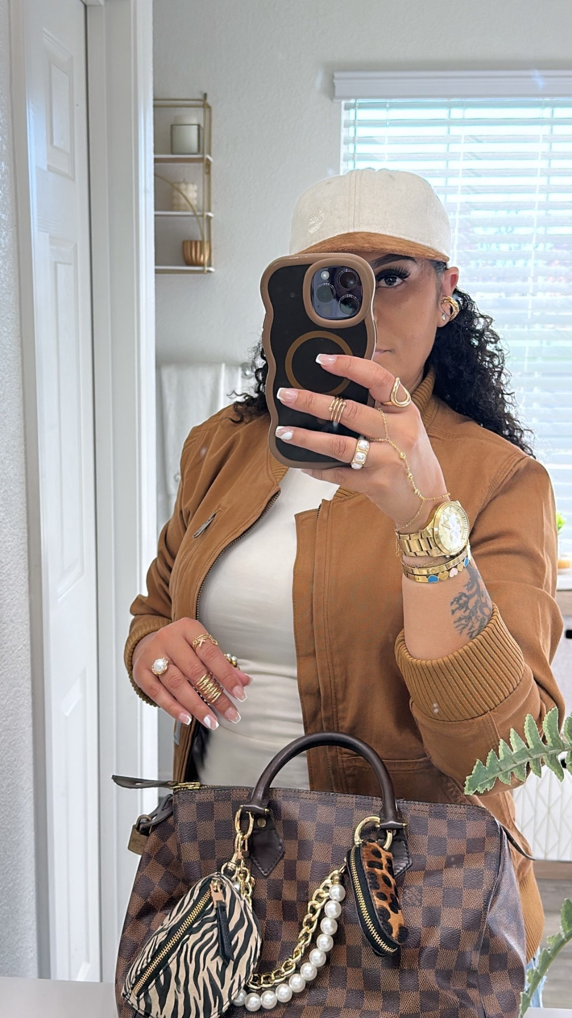 Cali made - NY style 😝

#LTKootd #LTKgrwm