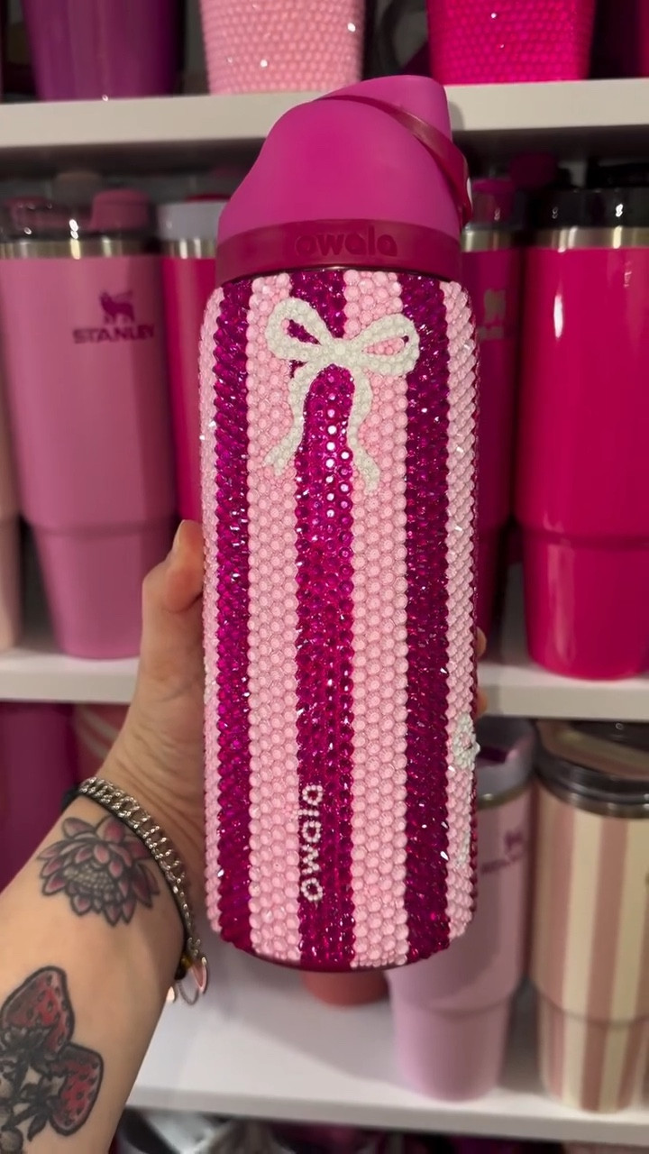 If only I was this fast lol! A 20 min video sped up to 41 seconds. 

Everything used is linked on my bio 

#reelsinstagram #instareels #asmr #asmrsounds #asmrvideo