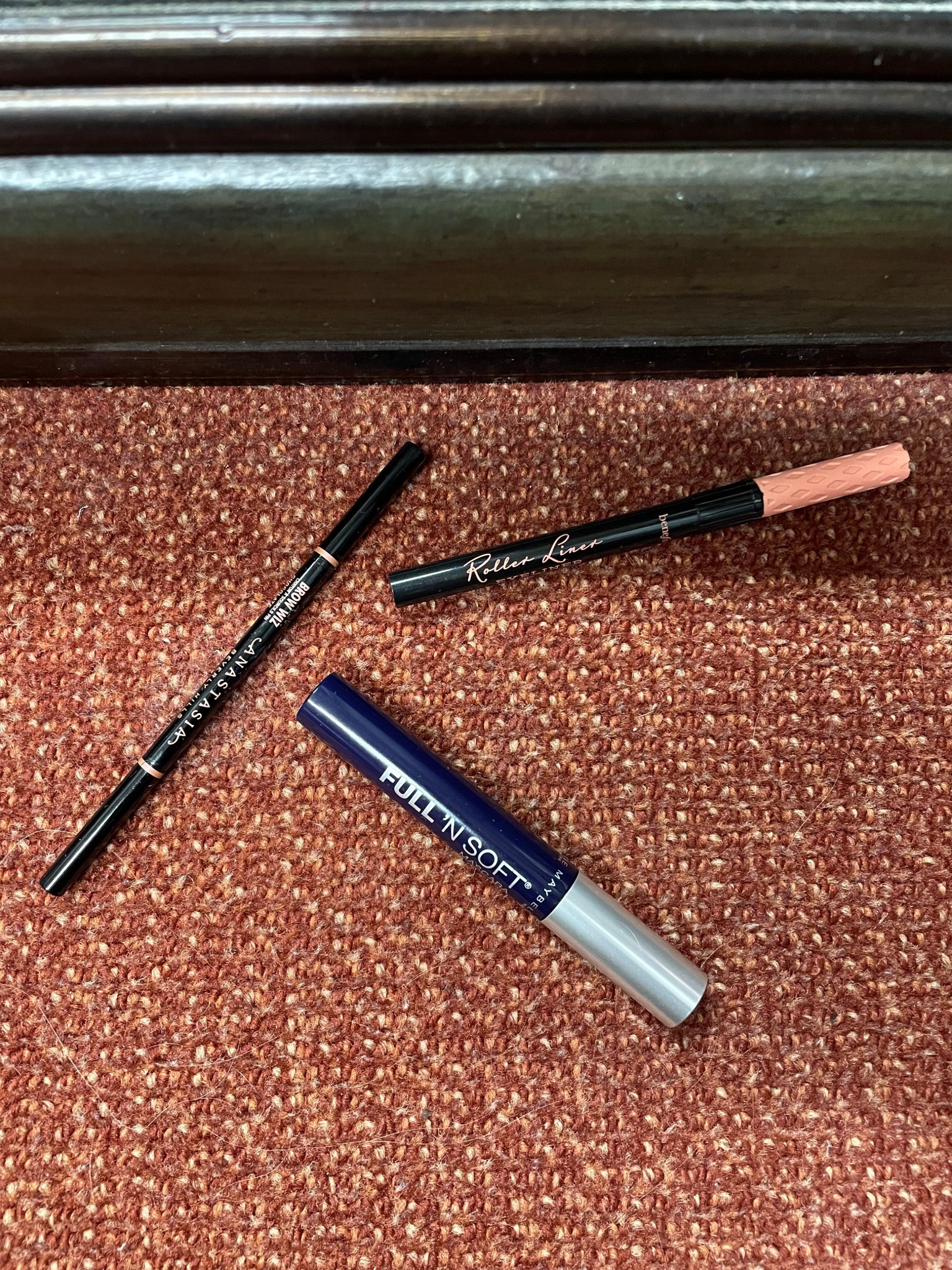 Today’s simple makeup lineup!
Brows, lashes, and liner! 

#LTKmorningroutine #LTKBeauty #LTKgrwm