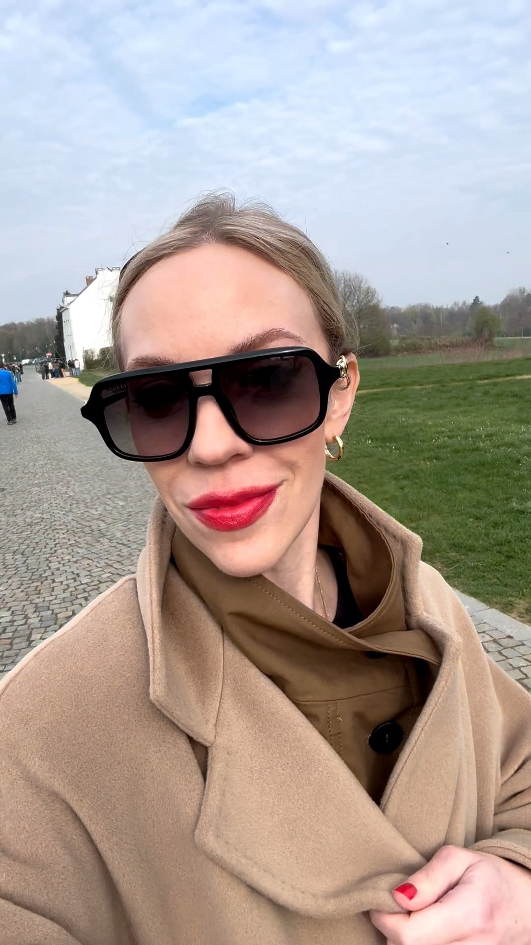 Look of the day, travel style, Gucci aviator sunglasses, @Zara trench coat 

#LTKootd #LTKTravel #LTKdayinmylife