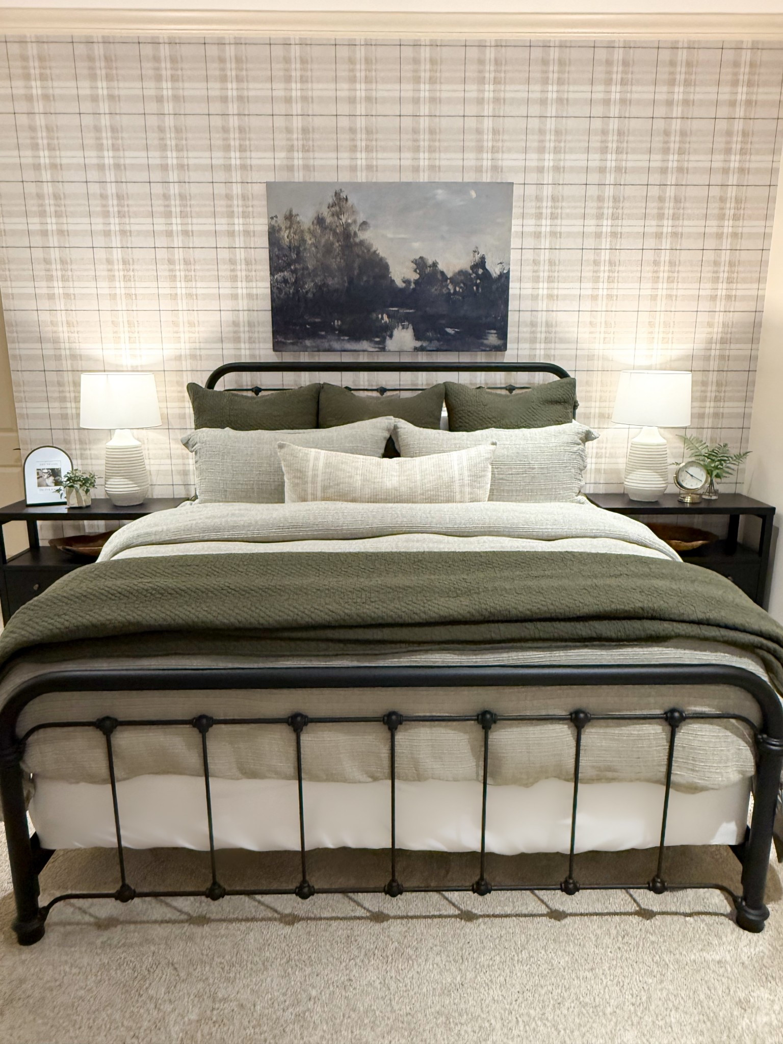 A #GuestSuite with a more masculine flair! Plaid wallpaper, layers of bedding & decor, and new shower and floor tile made a HUGE difference in this space. #WoodlandsStyleHouse 
Wallpaper: @decorinstallations 
Bathroom Construction: @rock_solid_improvements

#LTKHome #LTKStyleTip