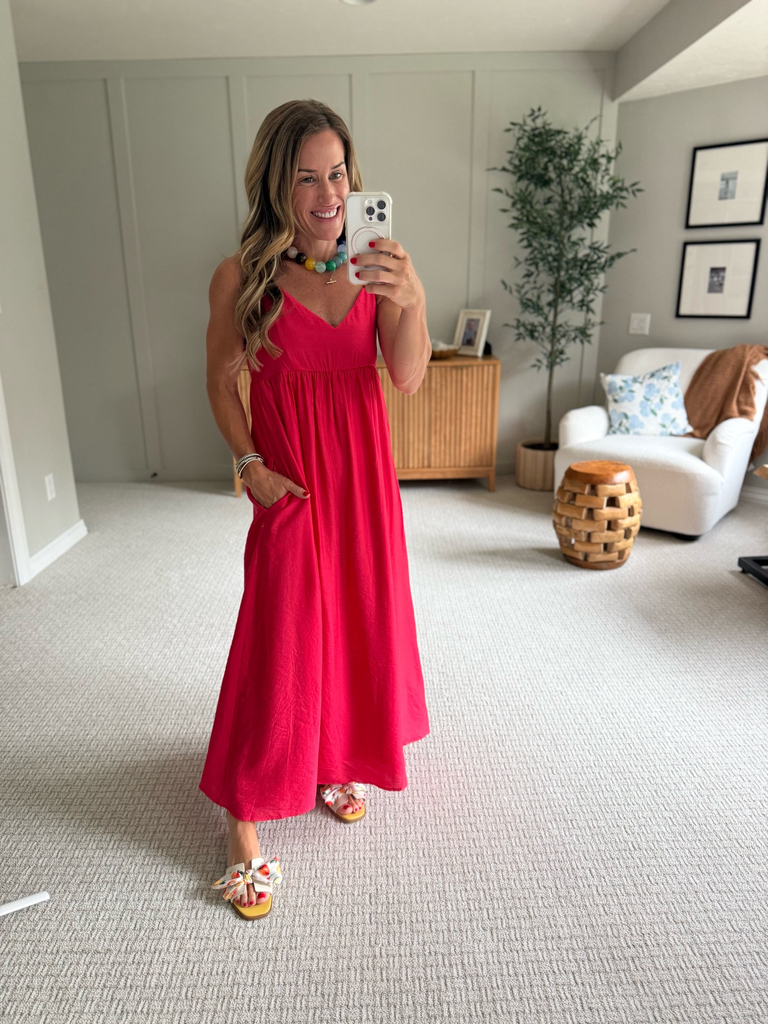 Walmart dress
Maxi dress
Summer outfit 
Floral slide sandals 
Wearing XS and comes with adjustable straps + pockets!

#LTKgrwm #LTKmomlife #LTKootd
