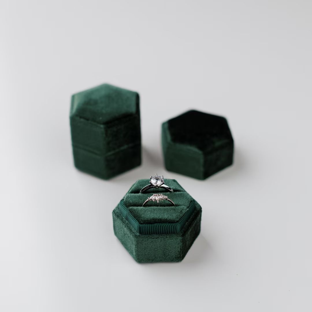 Frasier Fir Green Hexagon Velvet Ring Box Double Slot Wedding - Etsy | Etsy (US)