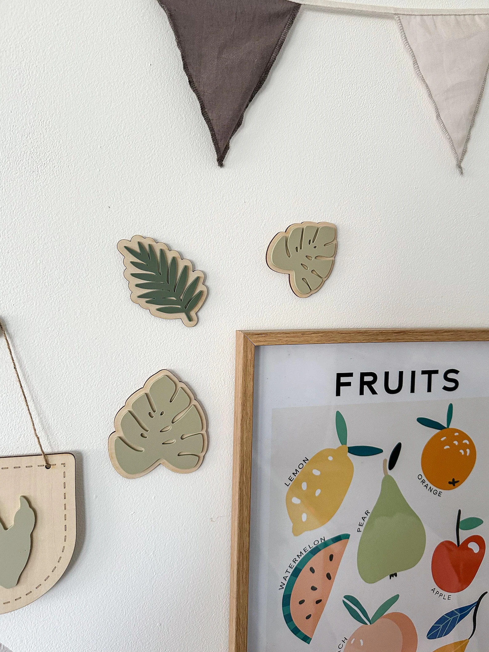Leaf Wall Decor: Sage & Olive Wood, Set of 3, Kids Nursery - Etsy UK | Etsy (Global)