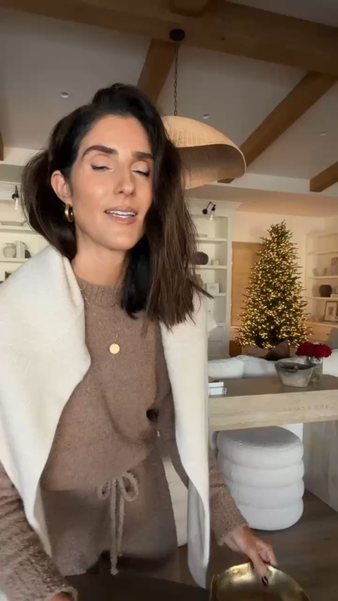 Gifts you’ll want to keep for yourself #giftideas #amazon #amazongifts #stylinbyaylin #aylin #cozygifts #holidays 

#LTKHome #LTKHoliday #LTKGiftGuide