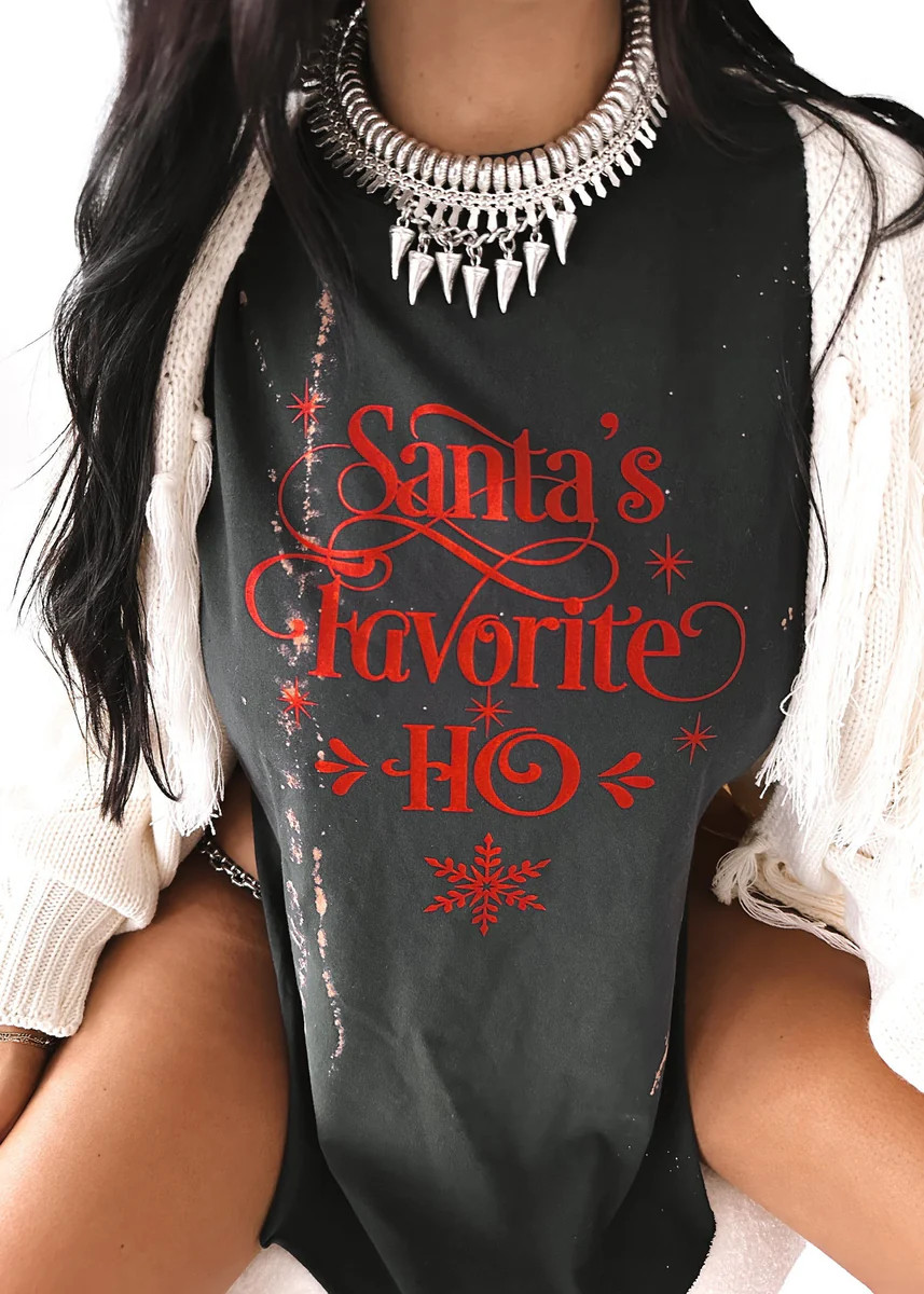 SANTA'S FAVORITE HO BLEACHED OUT SIDE SLIT TEE | Pebby Forevee