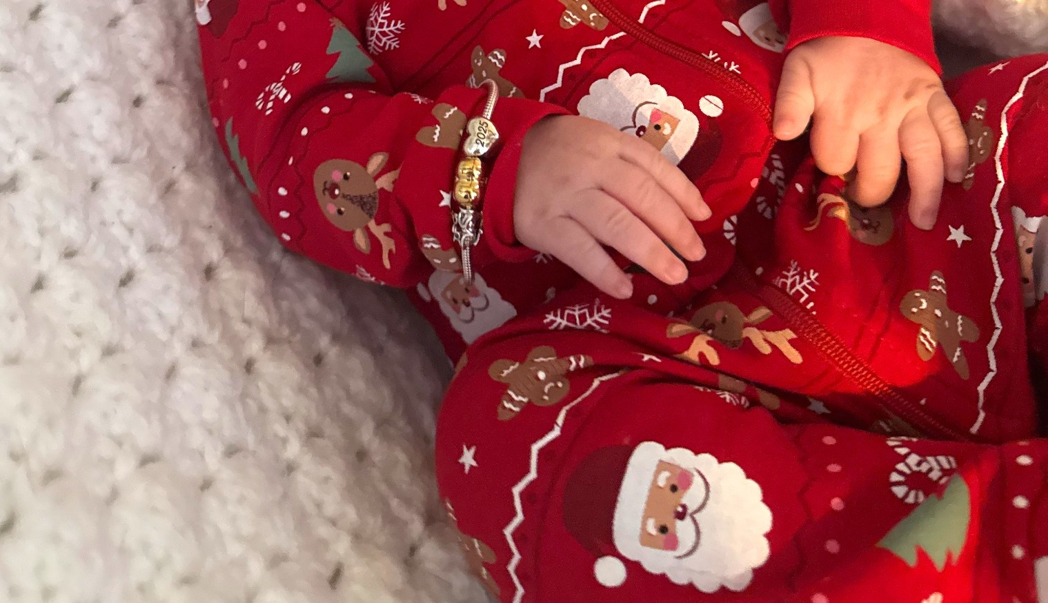 We wanted to start something meaningful for Bean that she can grow with, so we chose her very first Pandora bracelet. A little keepsake to mark her first Christmas and add to as she grows — milestones, memories, and moments all in one place.
This one feels extra special 🥹✨

Linked here for anyone who loves heirloom-style gifts that grow with your babies 🤍

#LTKgiftguide #LTKcanada #LTKbaby