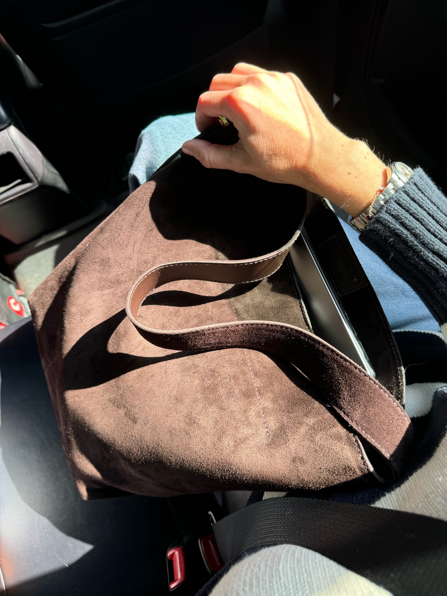 Brown suede bag from Madewell is 😍

#LTKItBag #LTKSeasonal