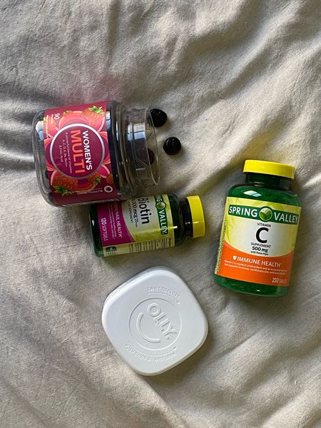 my extracurricular vitamins for the school year 🏃‍♀️🏃‍♀️