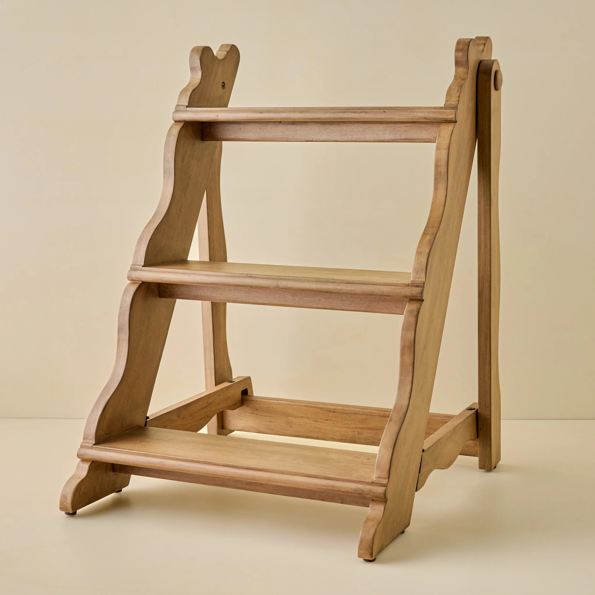 Vintage Inspired Plant Stand | Magnolia