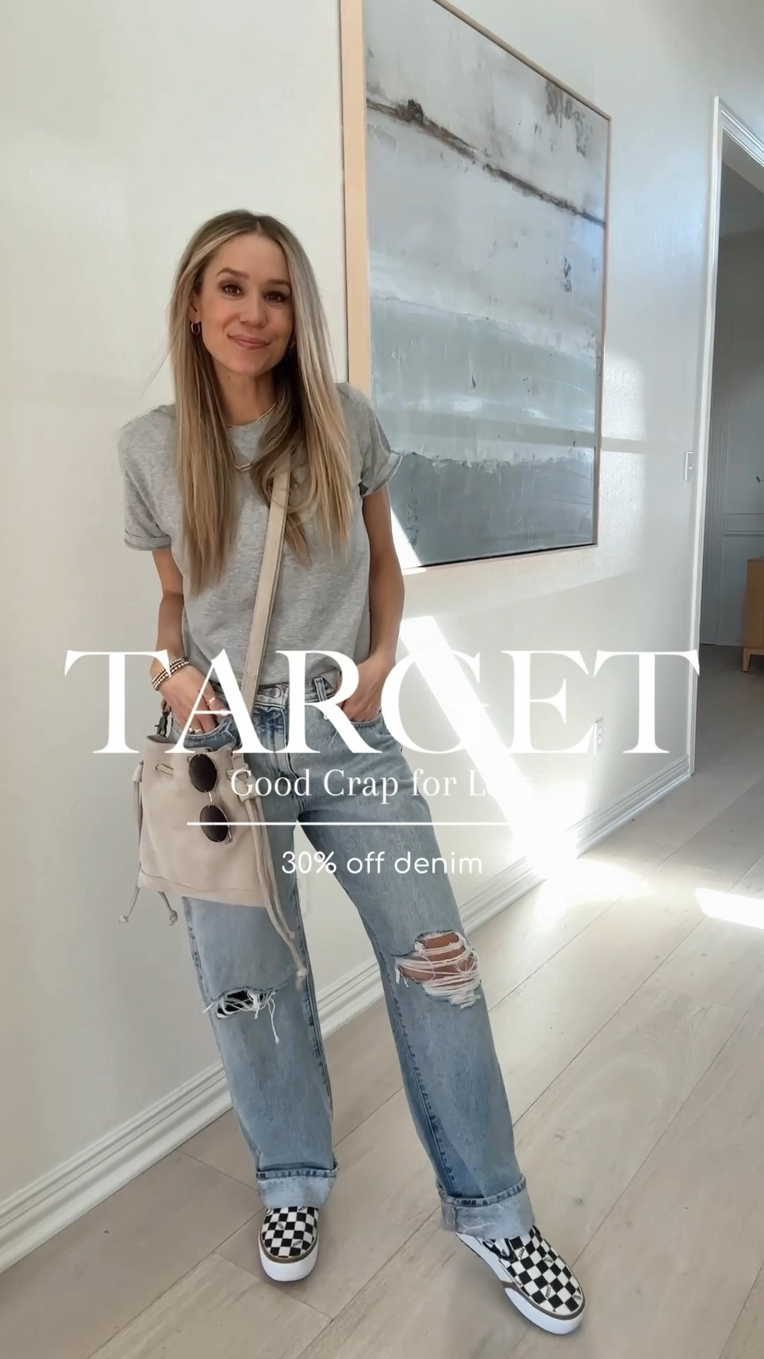 Target is doing 30% off women’s denim rn!🎯👖🤍
My Viral Baggy Target jeans are $25! (size: 4// I did my tts for the baggy fit)

$9 Walmart tee (size: small // tts)

