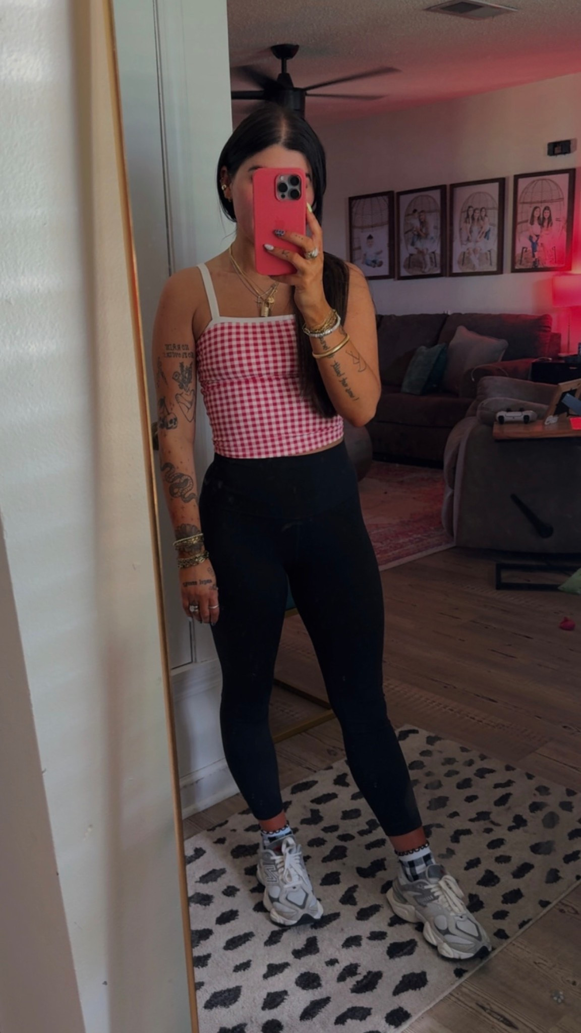 SAHM OOTD 😉


#LTKBeauty #LTKSummerEdit #LTKActive