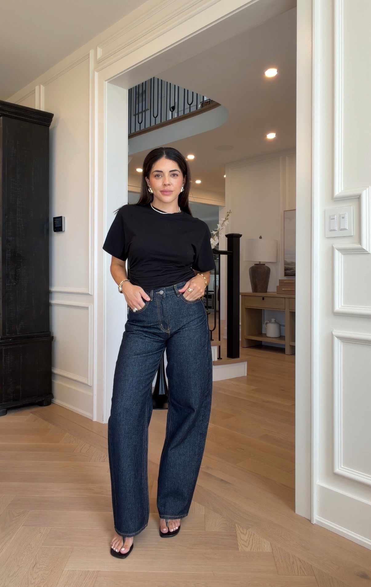 Top - XS
Jeans - size 25

#LTKfall #LTKjeans #LTKworkwear
