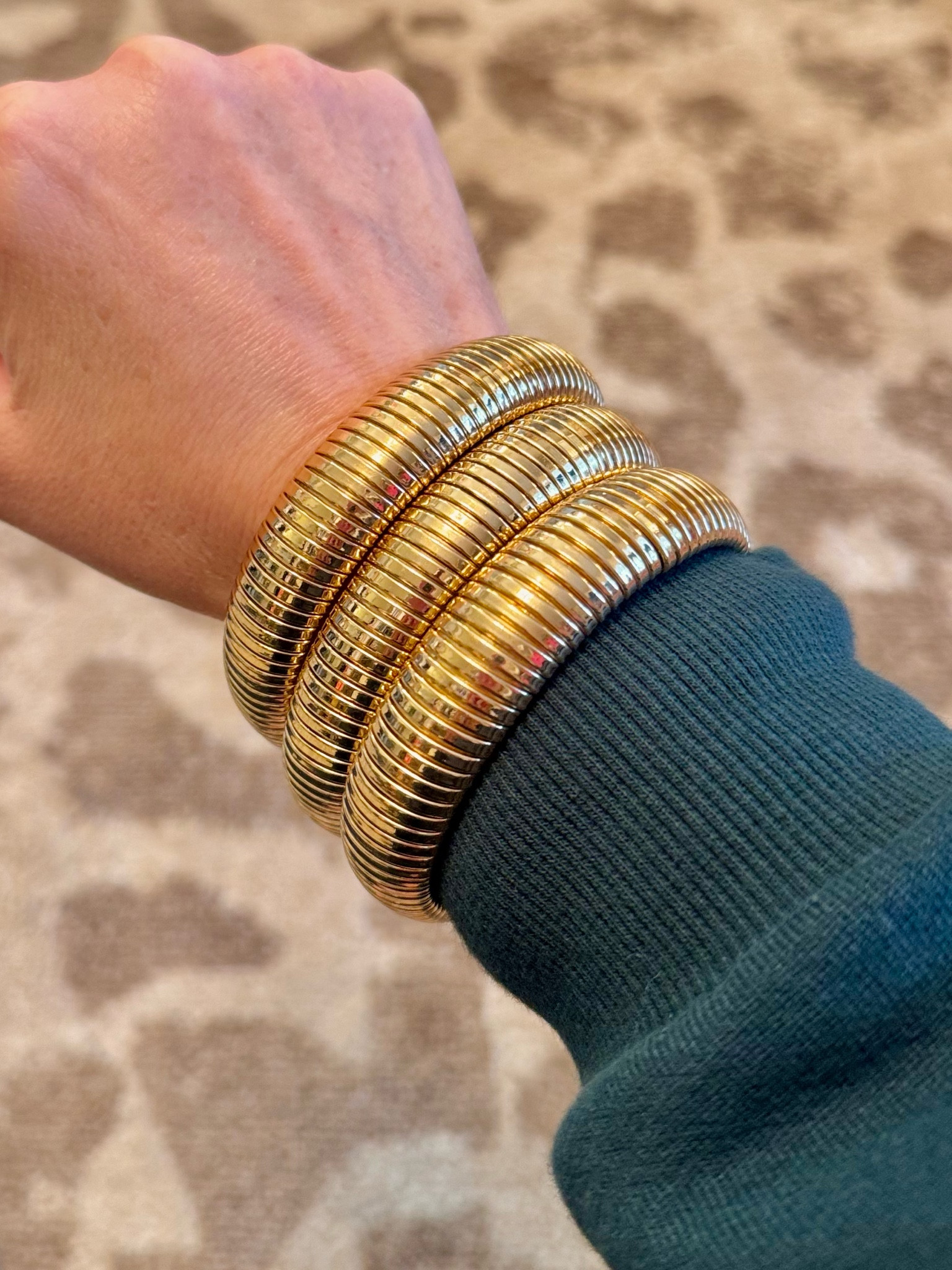 My gold snake chain bracelets are now on sale! I love these and share them a ton. They are great for extended sizing wrists too. 


#LTKSpringSale #LTKfindsunder100 #LTKmidsize