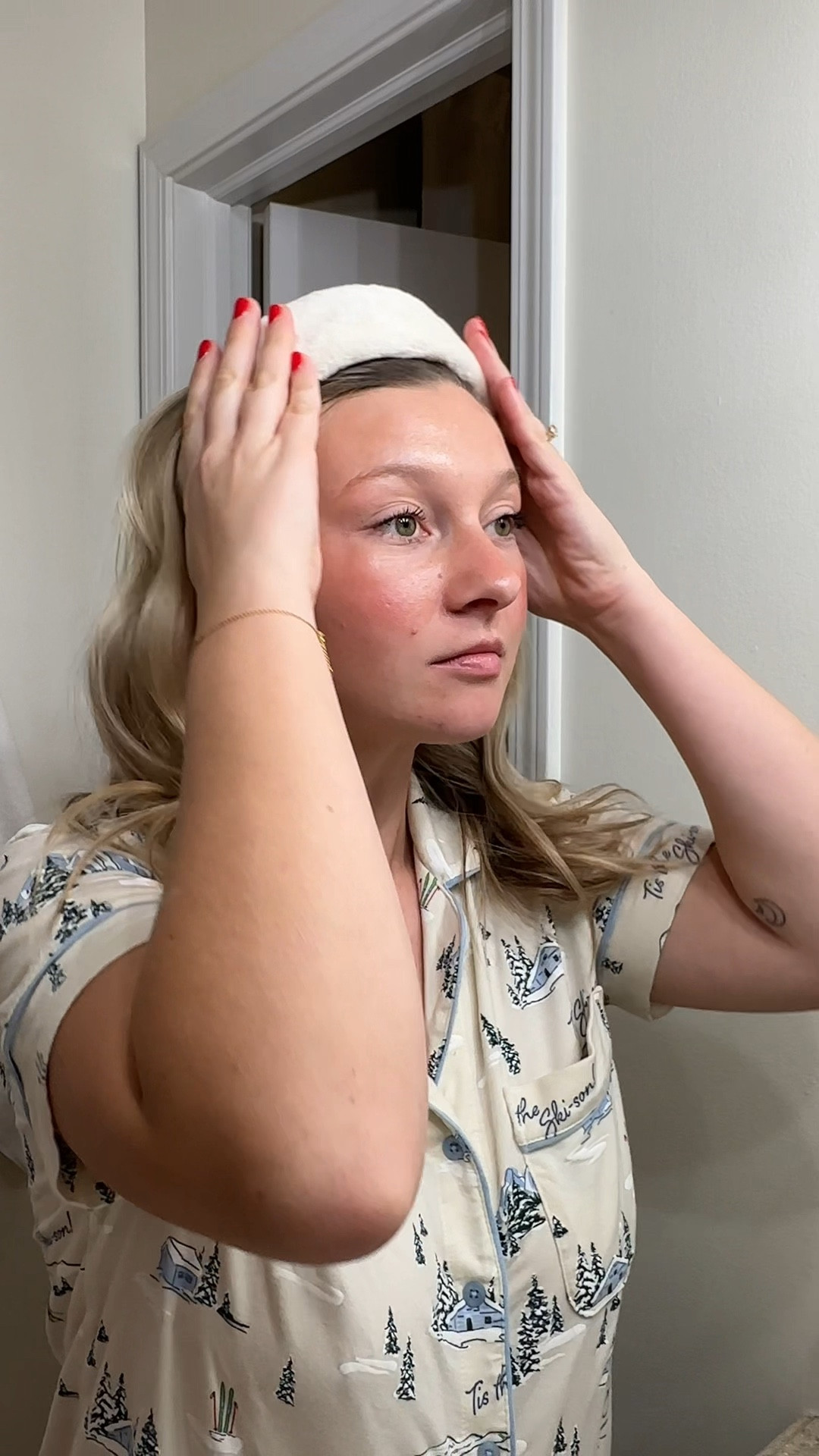 Get unready with me 🫶🏼

#LTKselfcare #LTKgrwm #LTKBeauty