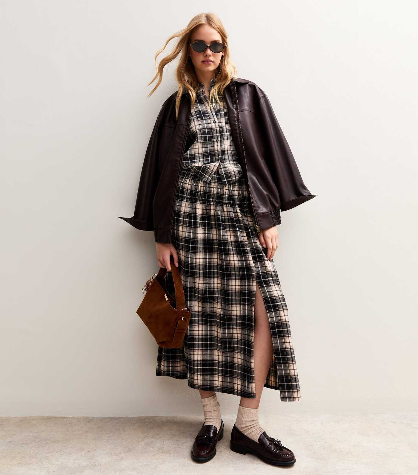 Black Check Print Long Sleeve Cropped Shirt | New Look | New Look (UK)